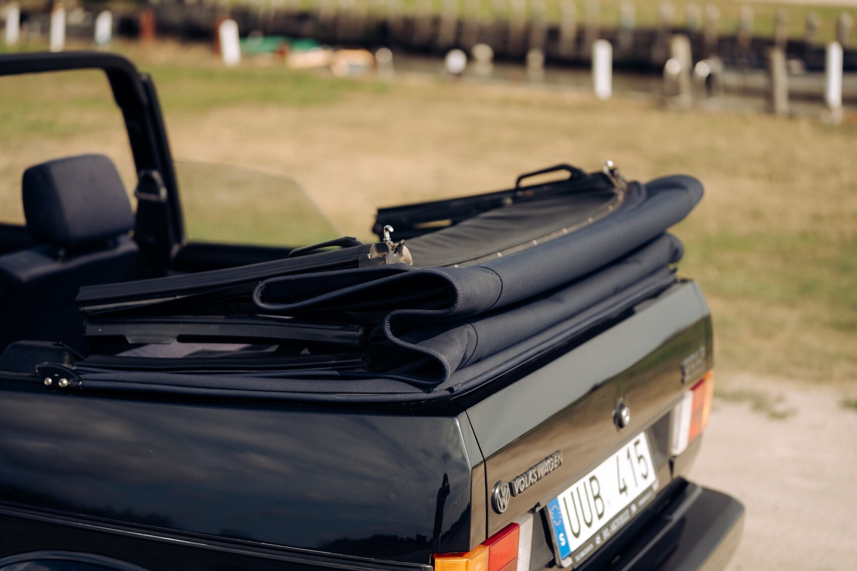 Exterior image of 1991 VW Golf Cabriolet "Etienne Aigner Edition"
