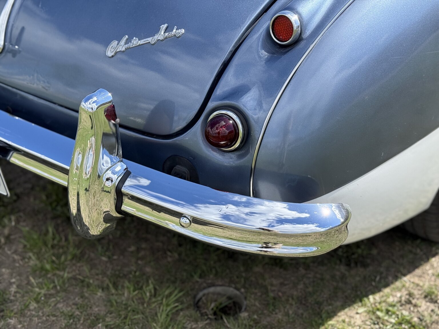 Exteriörbild på 1958 Austin-Healey 100-6