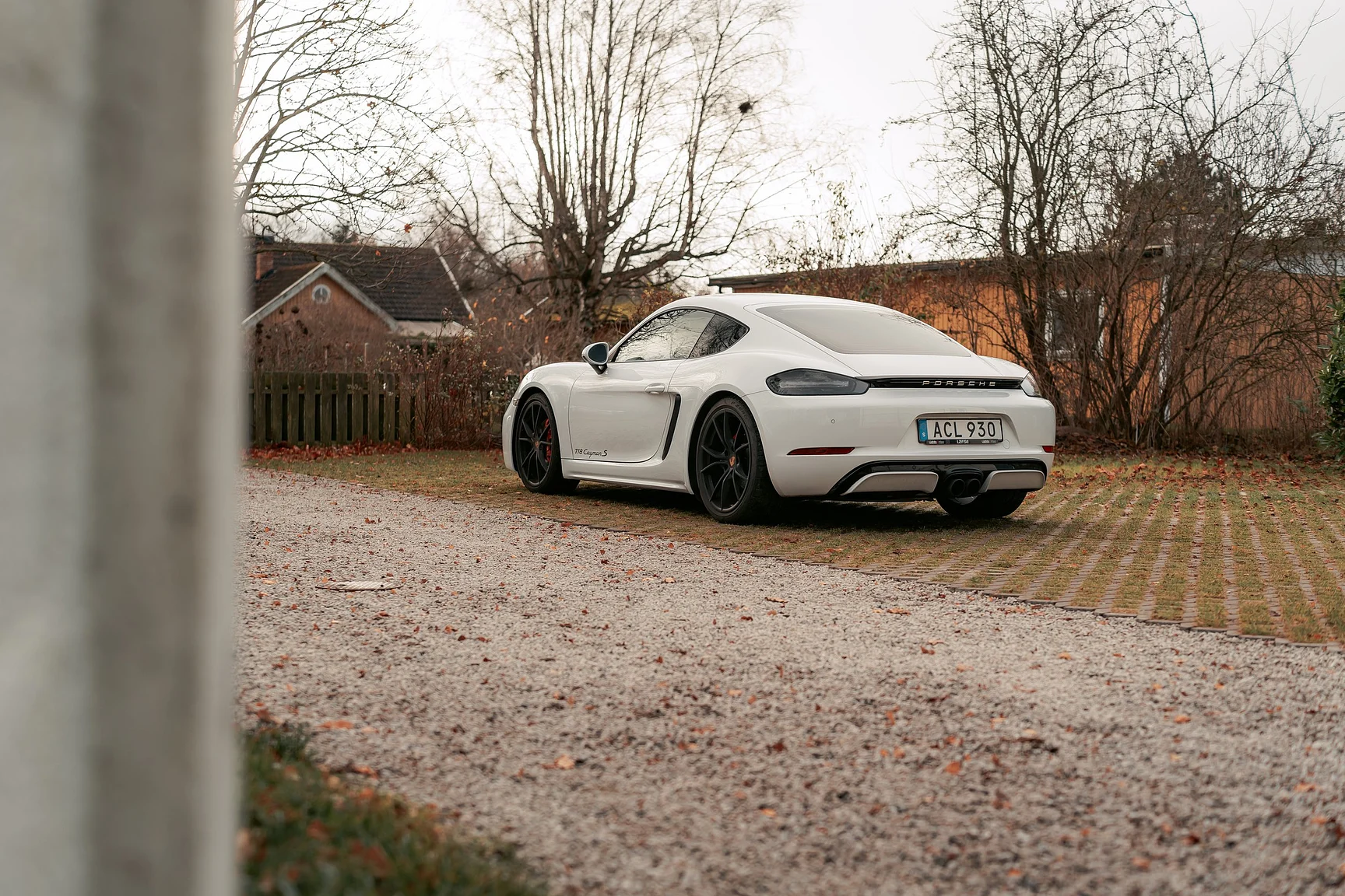 Exteriörbild på 2017 Porsche 718 Cayman S (20)
