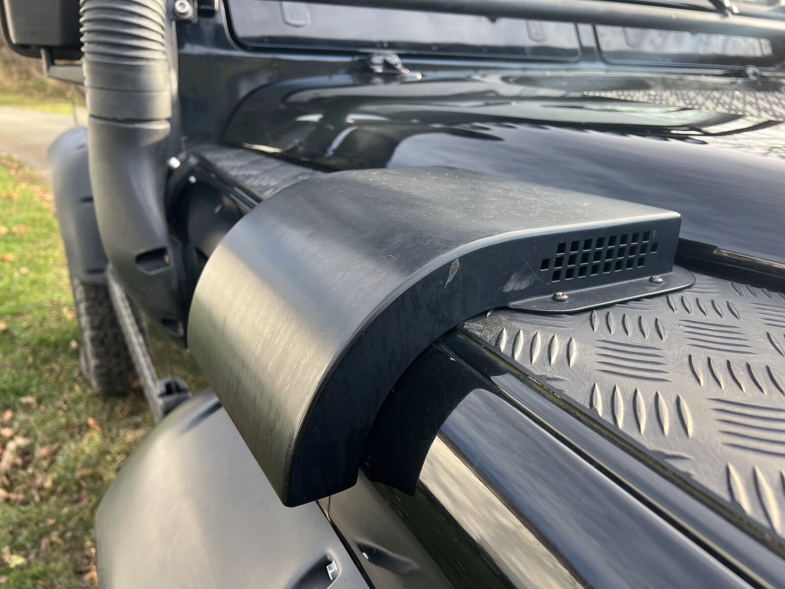 Exteriörbild på 2002 Land Rover Defender 90 2.5 Td5