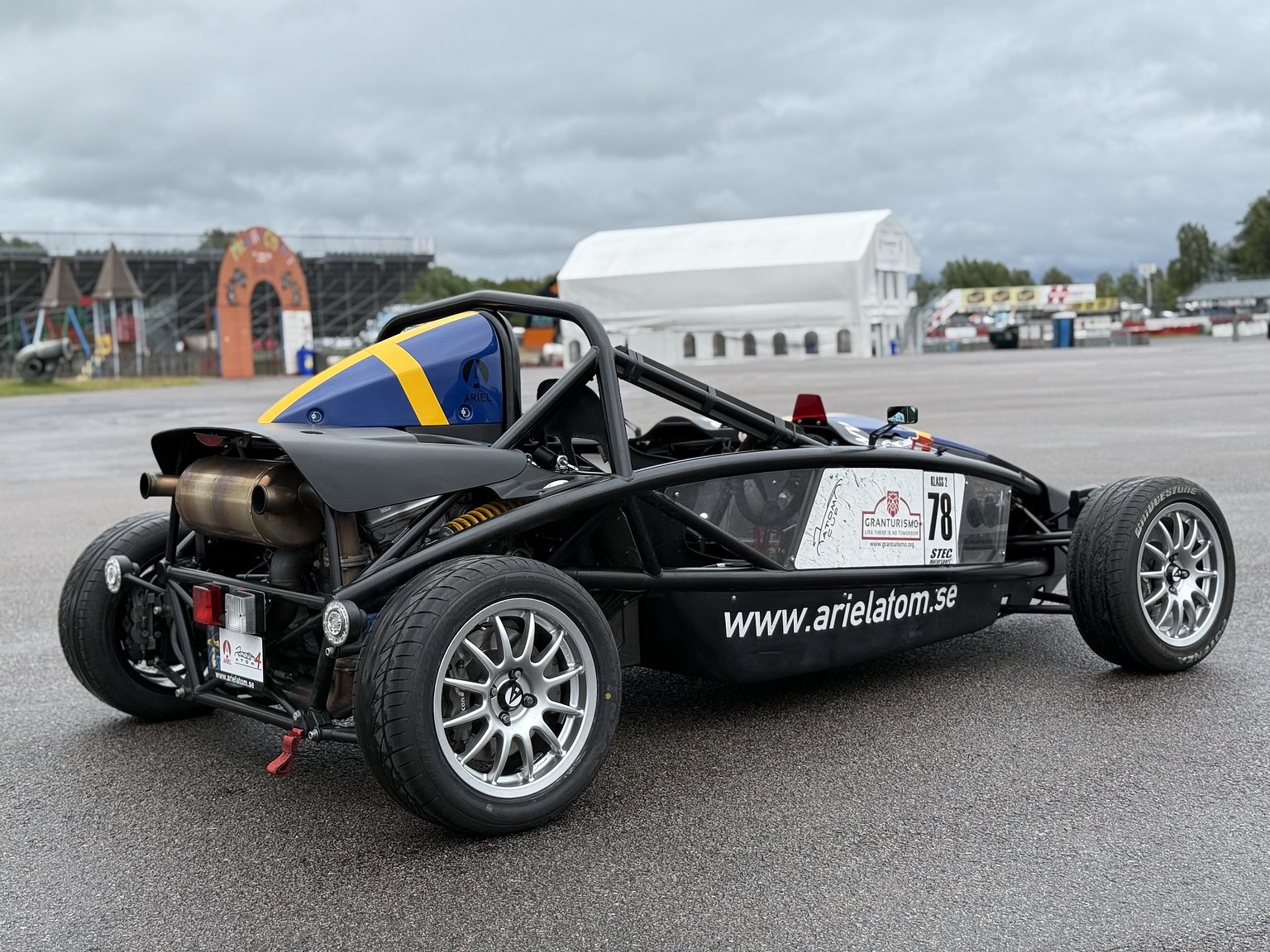 Exterior image of 2016 Ariel Atom 3.5 Cup