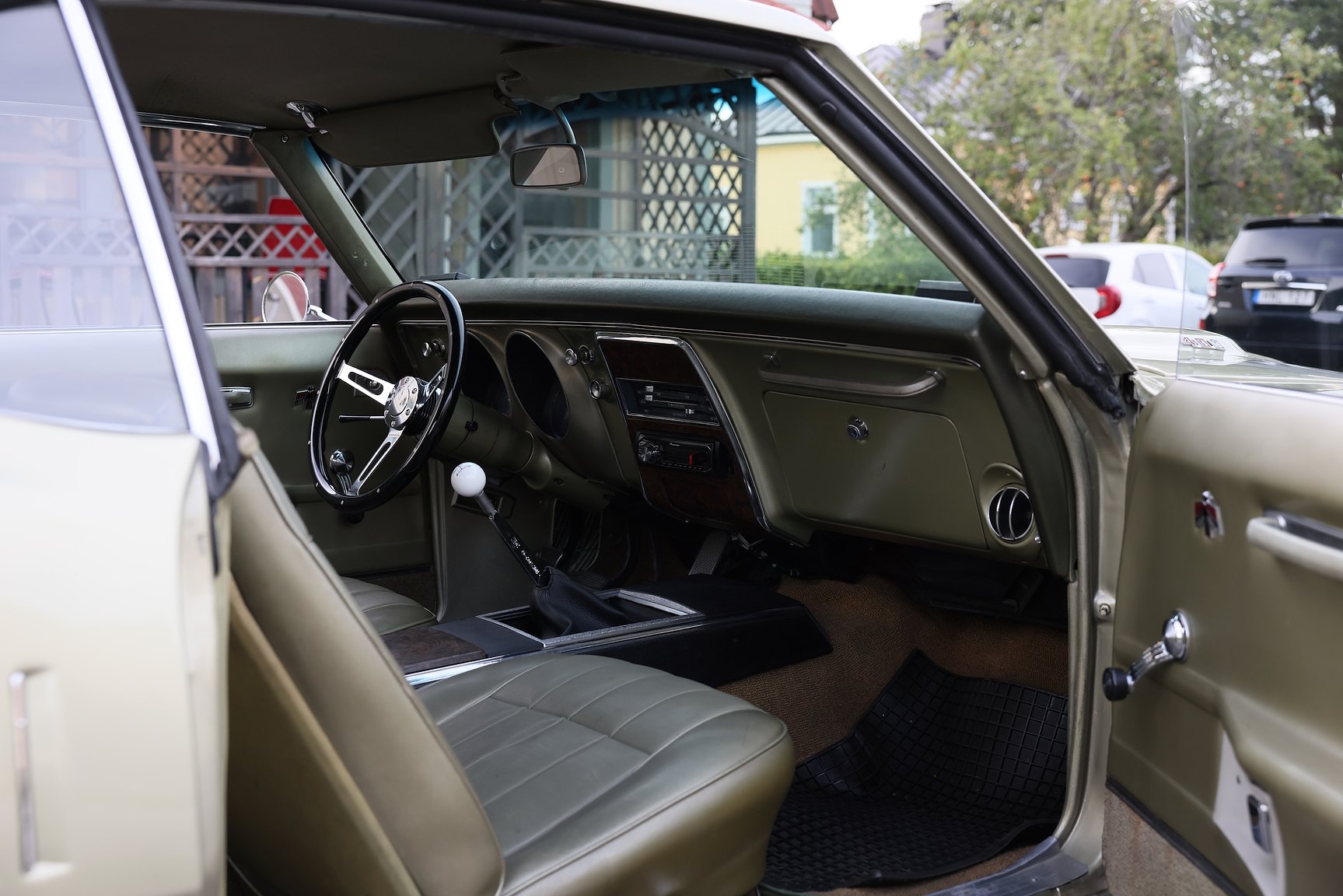 Interior image of 1968 Pontiac Firebird 400 Ram Air
