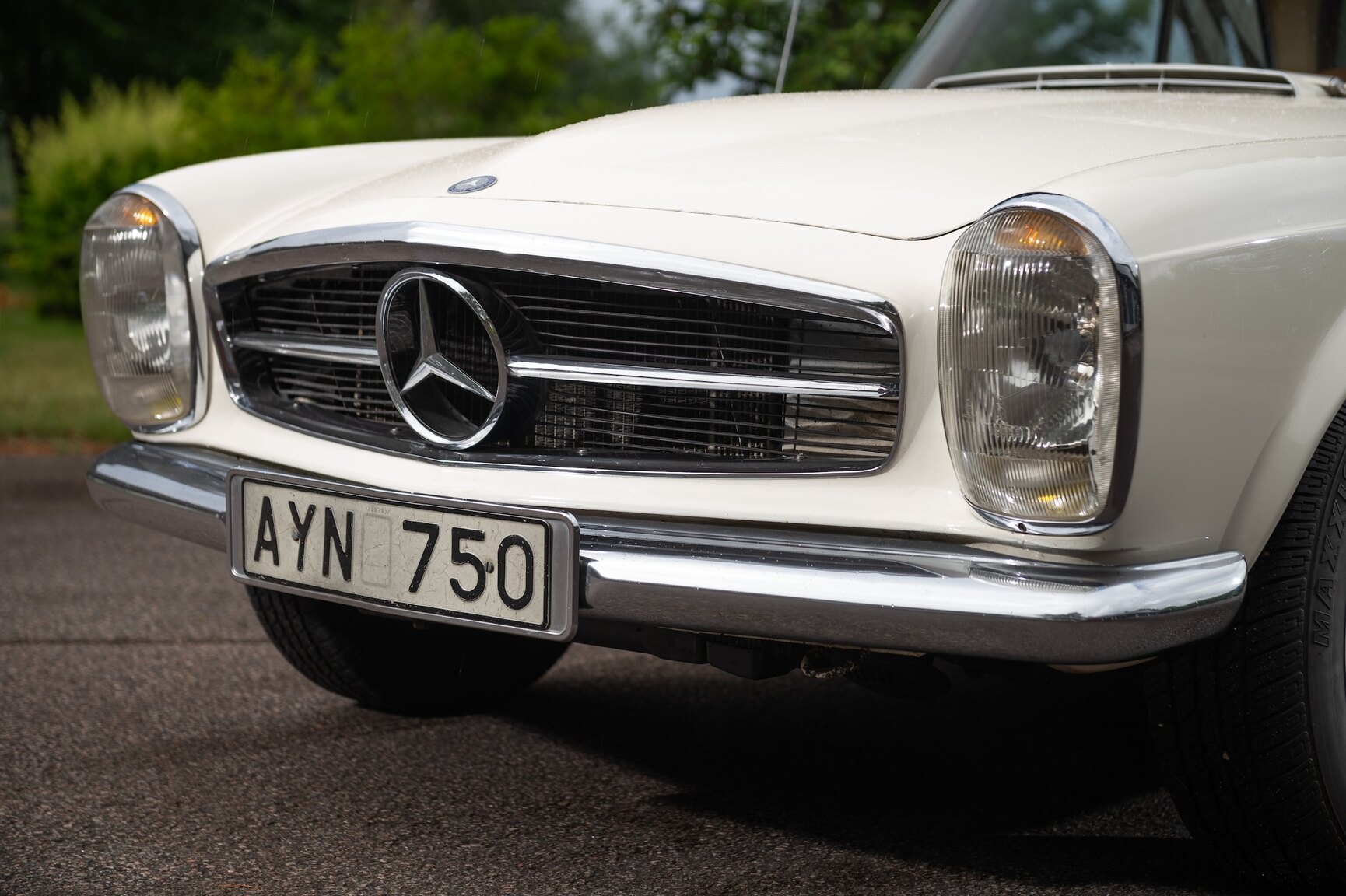 Aussenfoto 1968 Mercedes-Benz 280 SL Pagoda (40)