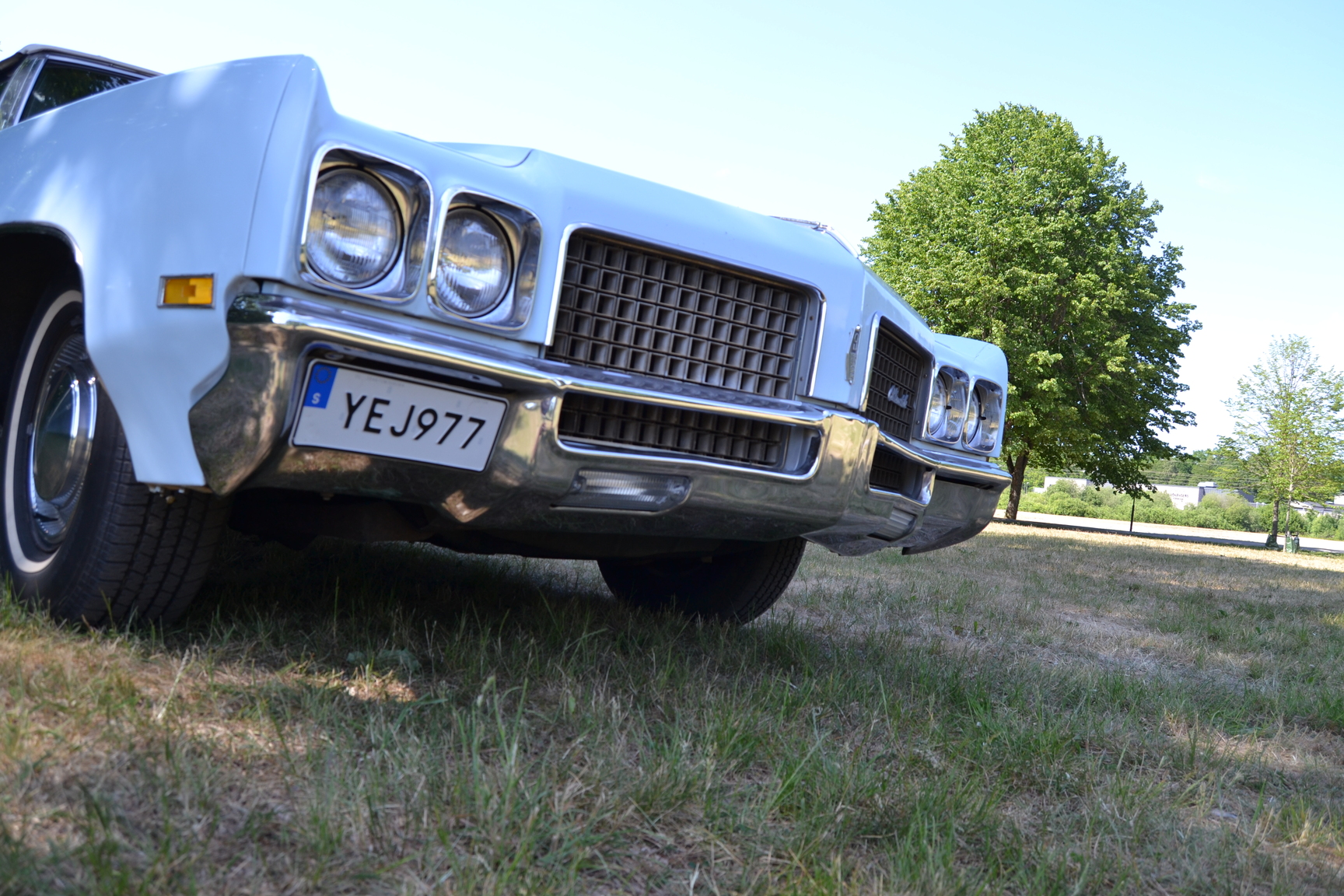 Exterior image of 1970 Oldsmobile Ninety eight Convertible (39)