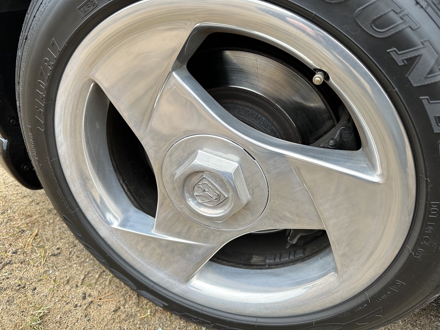 Exteriörbild på 1994 Chrysler Viper RT/10