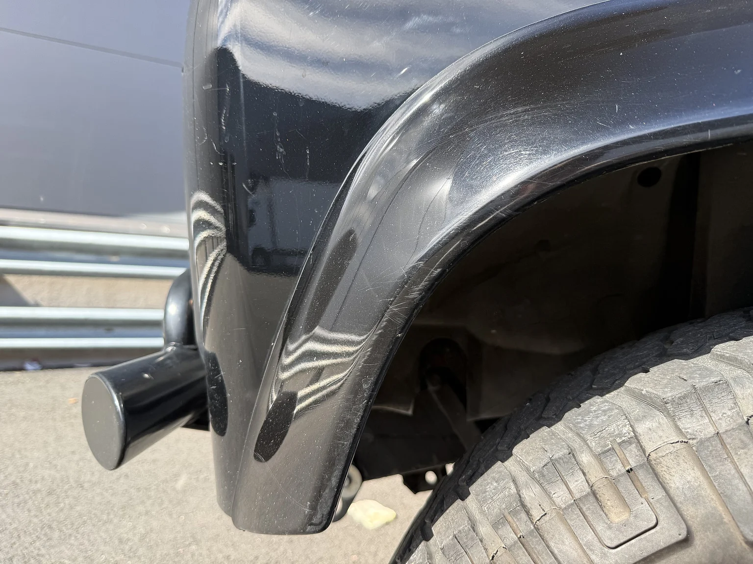 Exterior image of 2000 Land Rover Defender 110 Tomb Raider (76)