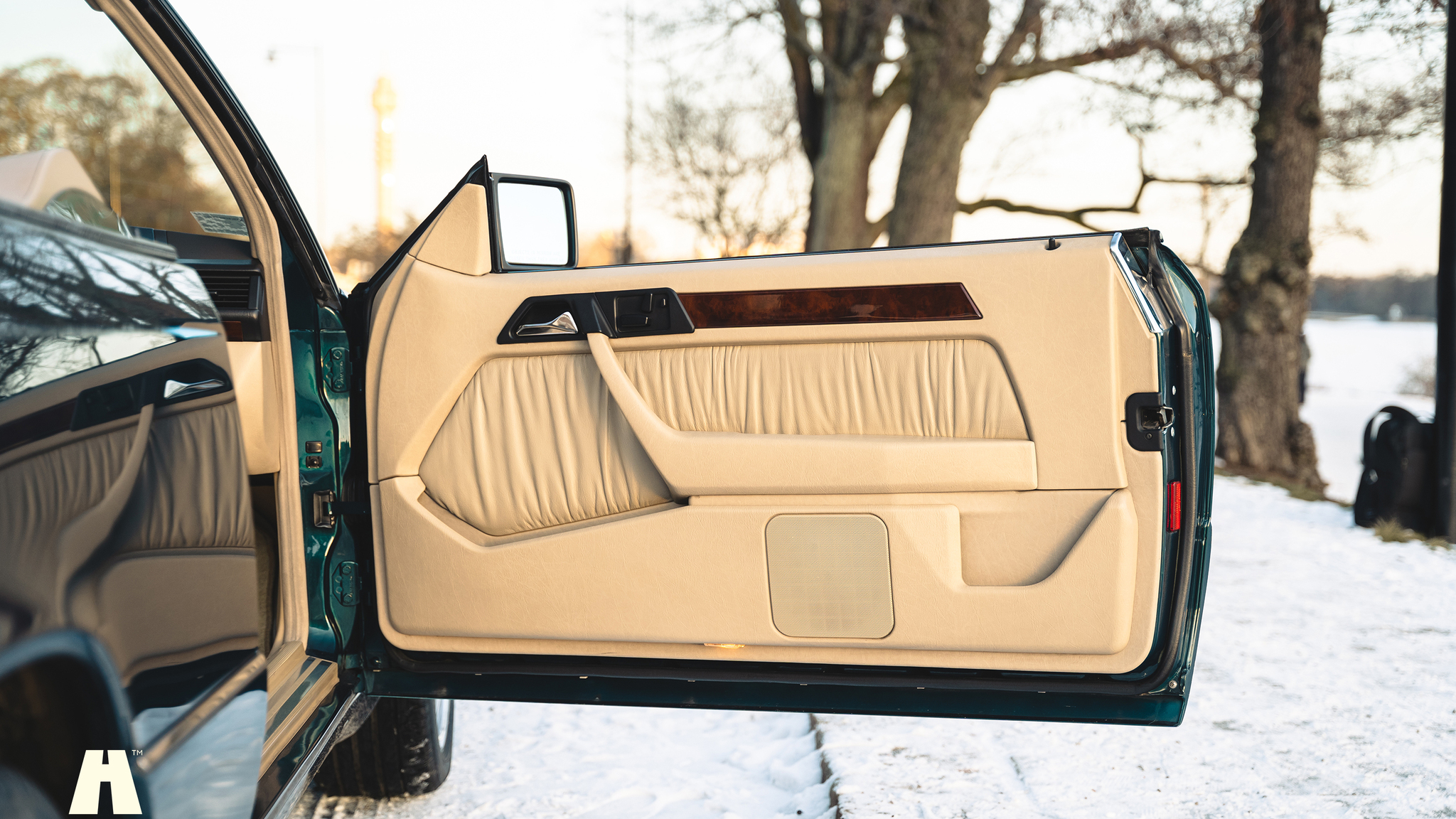 Innenraumfoto von 1995 Mercedes-Benz E320 Cabriolet 