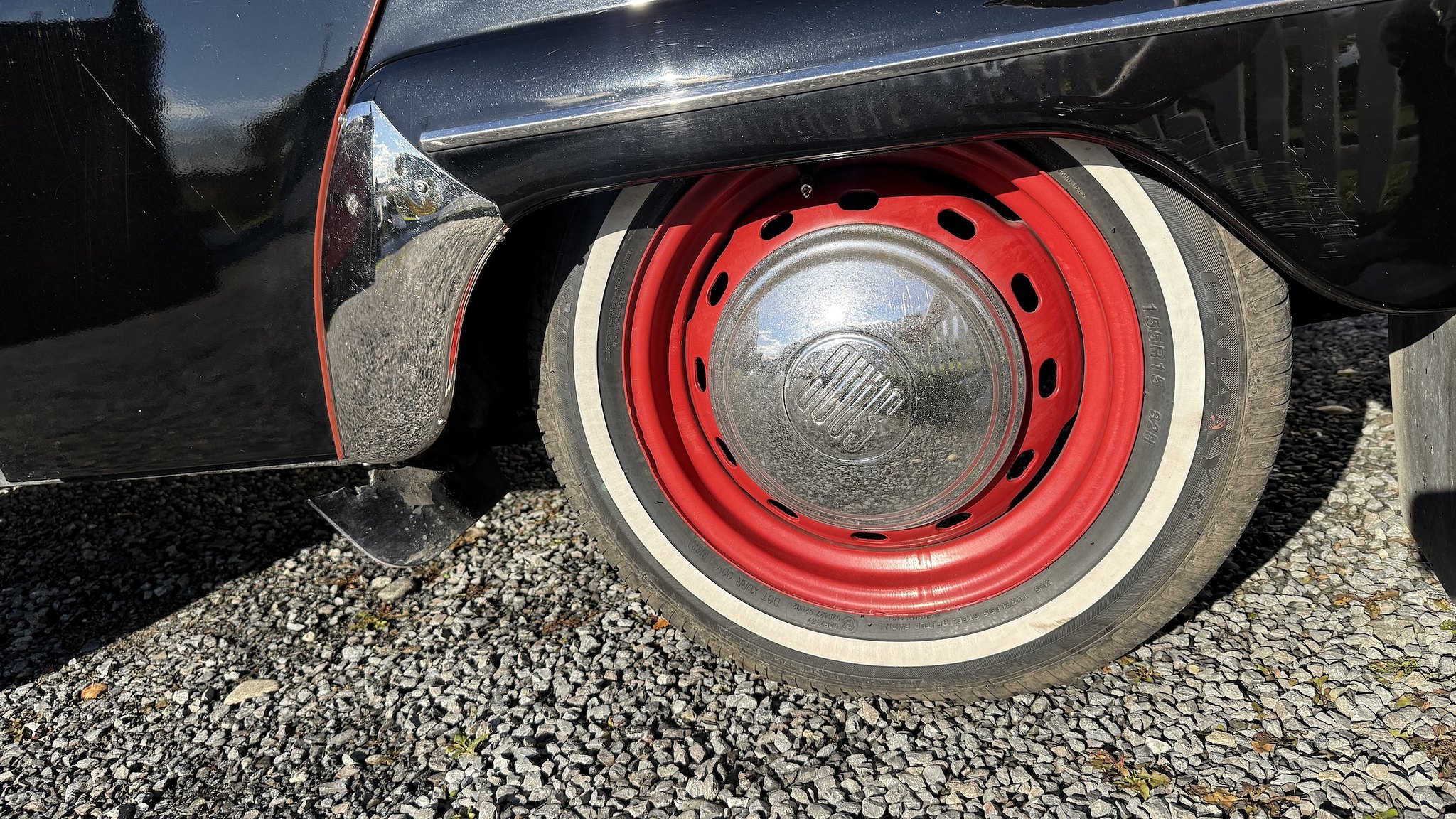 Exterior image of 1960 Saab 96 (22)