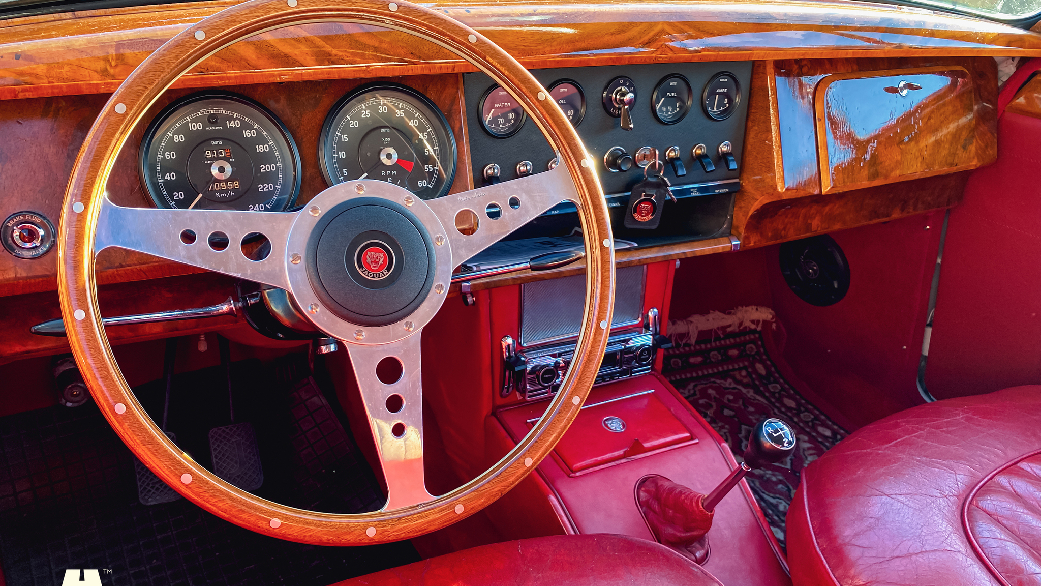 Interiörbild 1961 Jaguar Mark 2