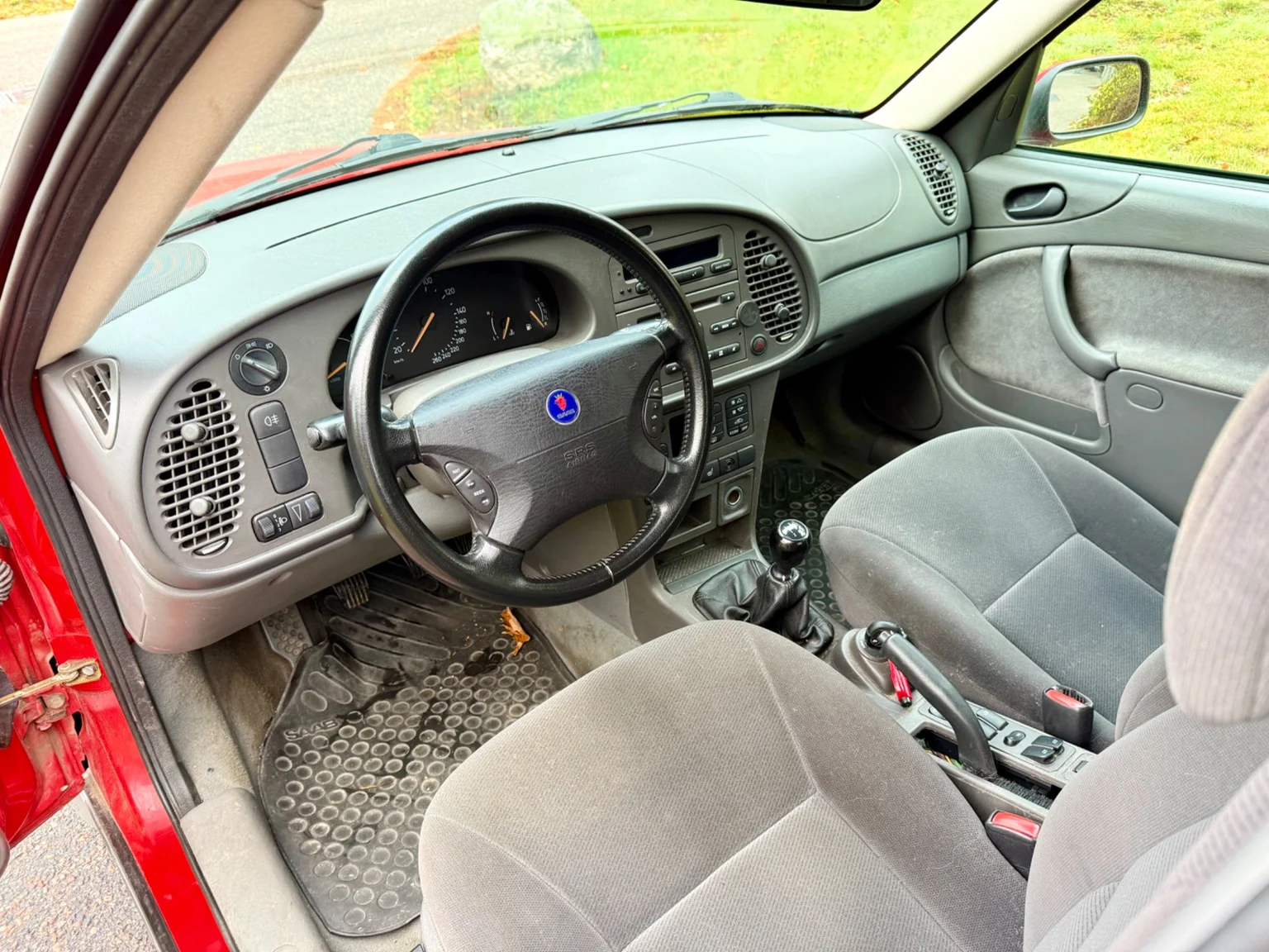 Interiörbild 2003 Saab 9-3 5-dörrar (1)