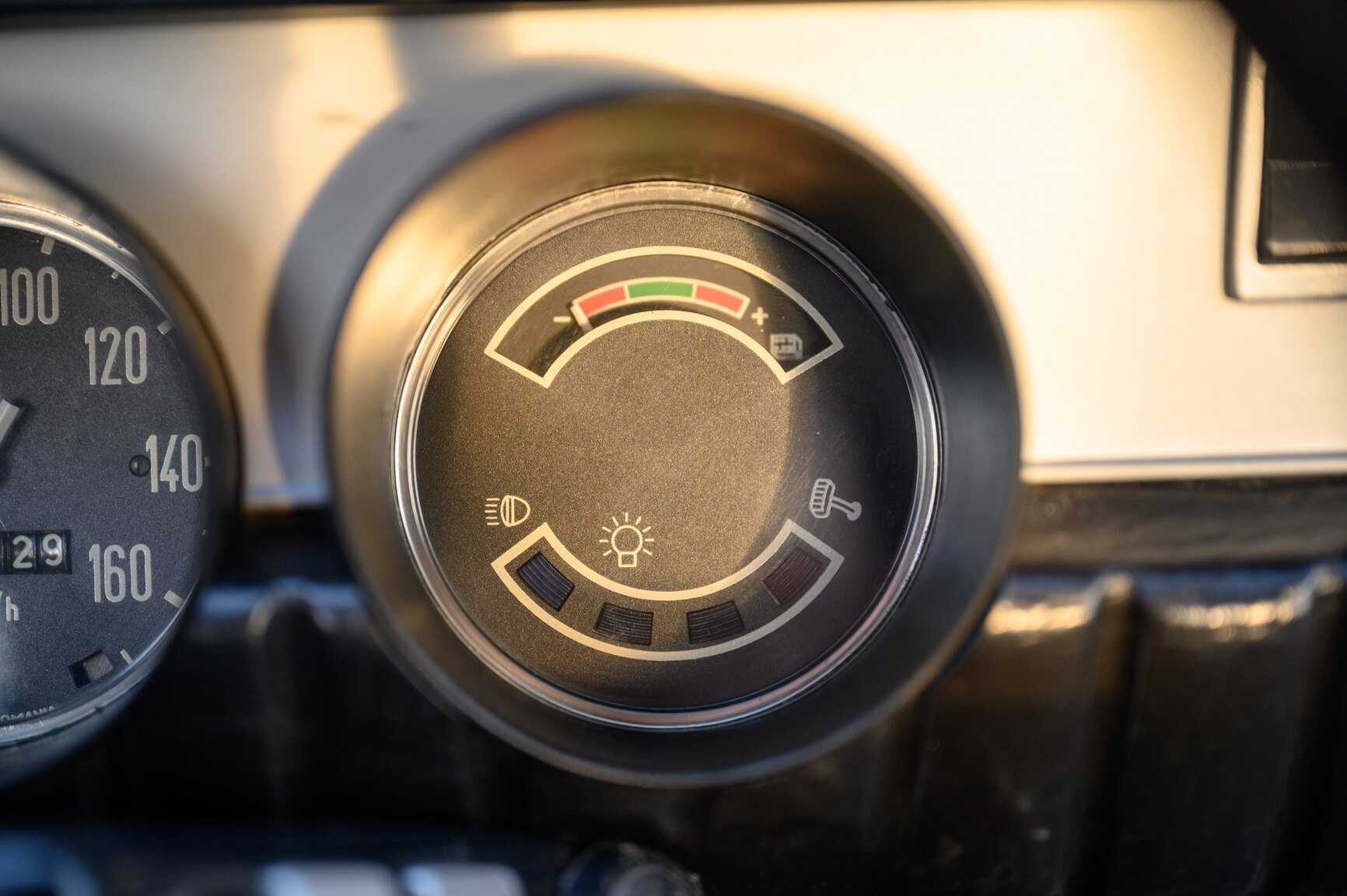 Interior image of 1978 DACIA 1300