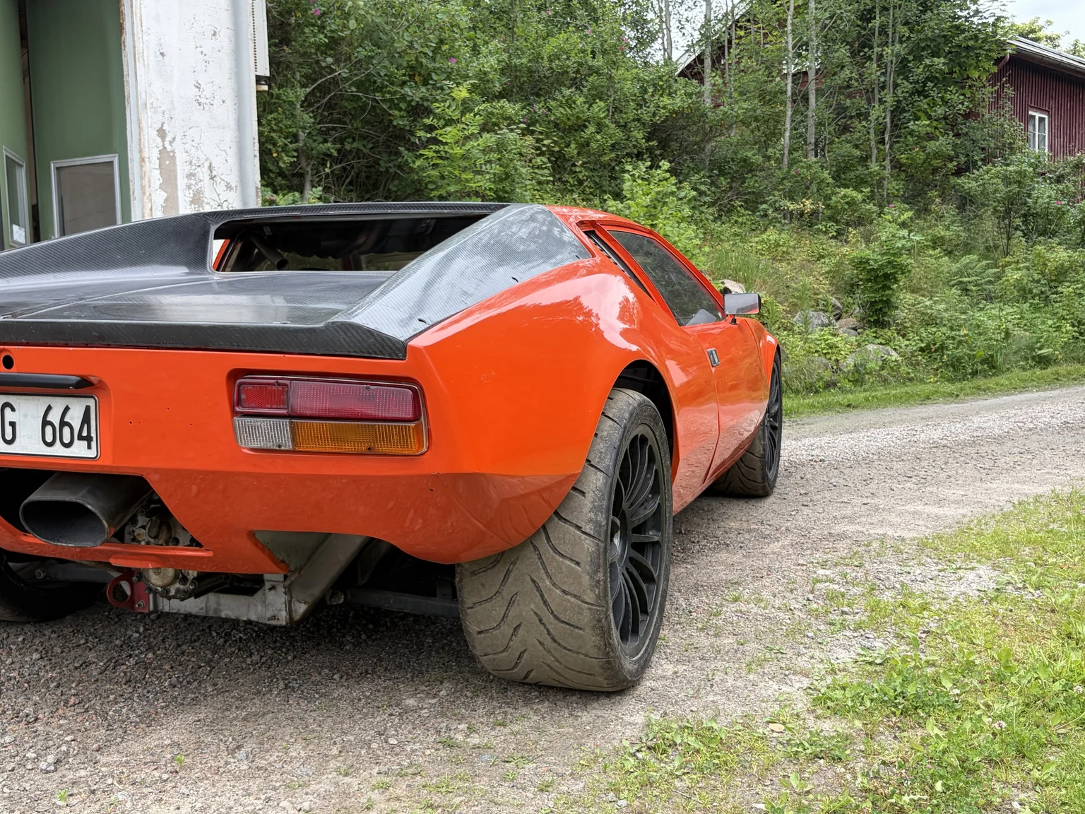 Exteriörbild på 1972 De Tomaso Pantera LS Restomod (59)
