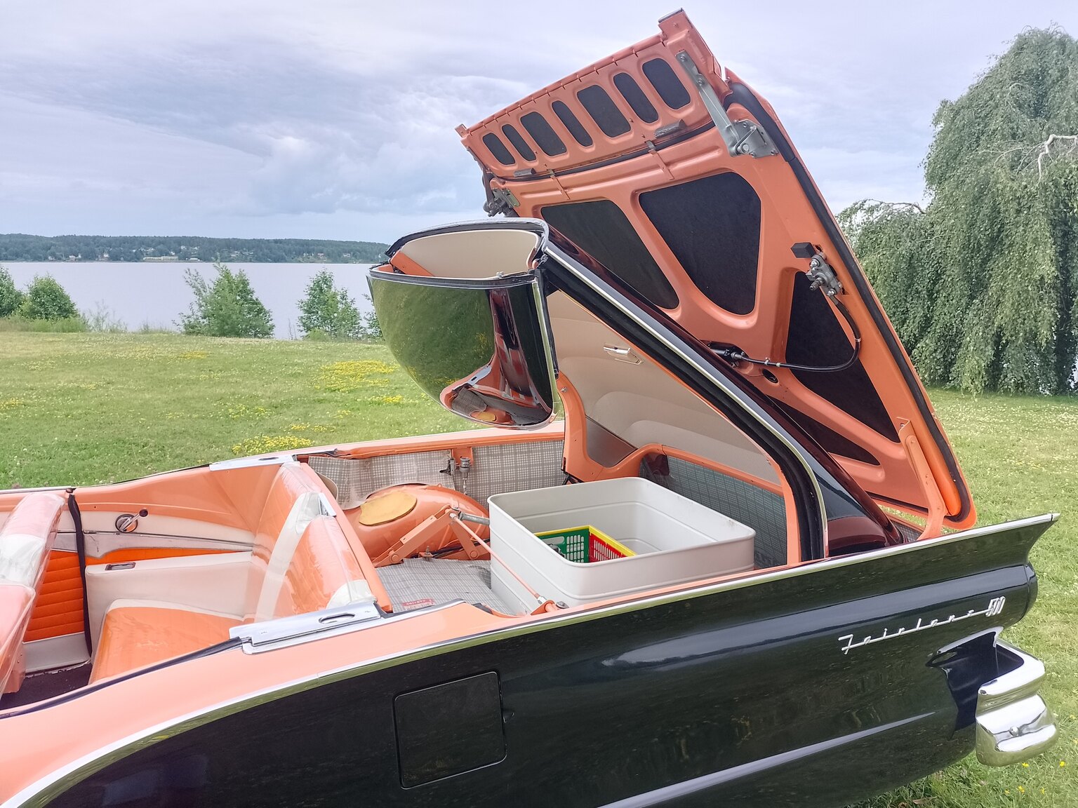 Aussenfoto 1957 Ford Fairlane 500 Skyliner Retract