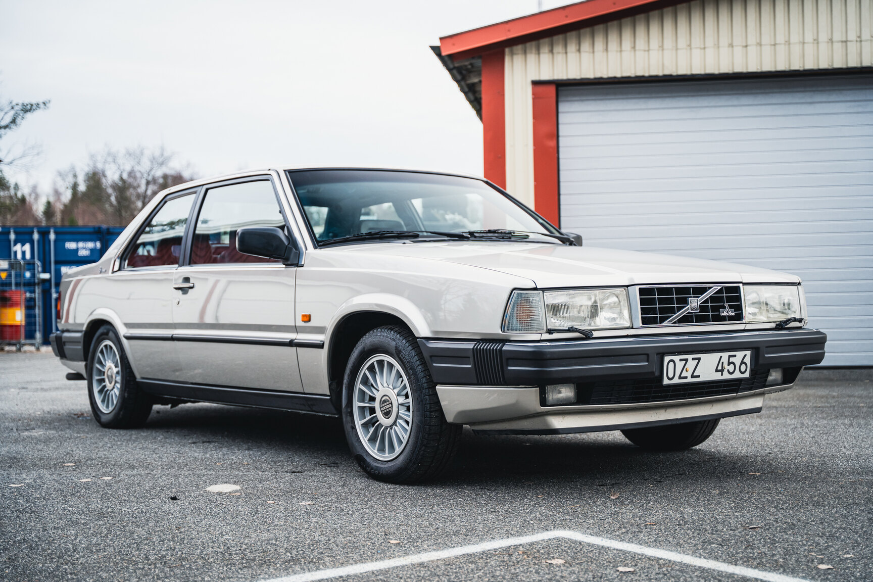 Exteriörbild på 1988 Volvo 780 Bertone Coupé