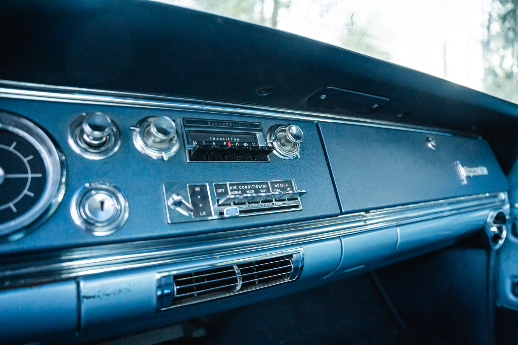 Interiörbild 1966 Oldsmobile Dynamic 88 Celebrity (32)