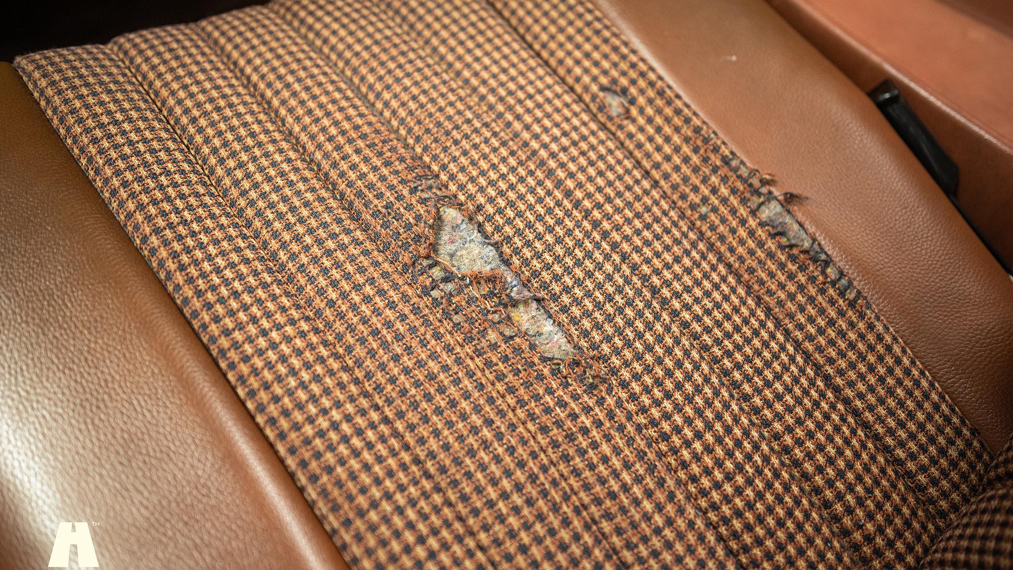 Interiörbild 1975 Mercedes SL 350