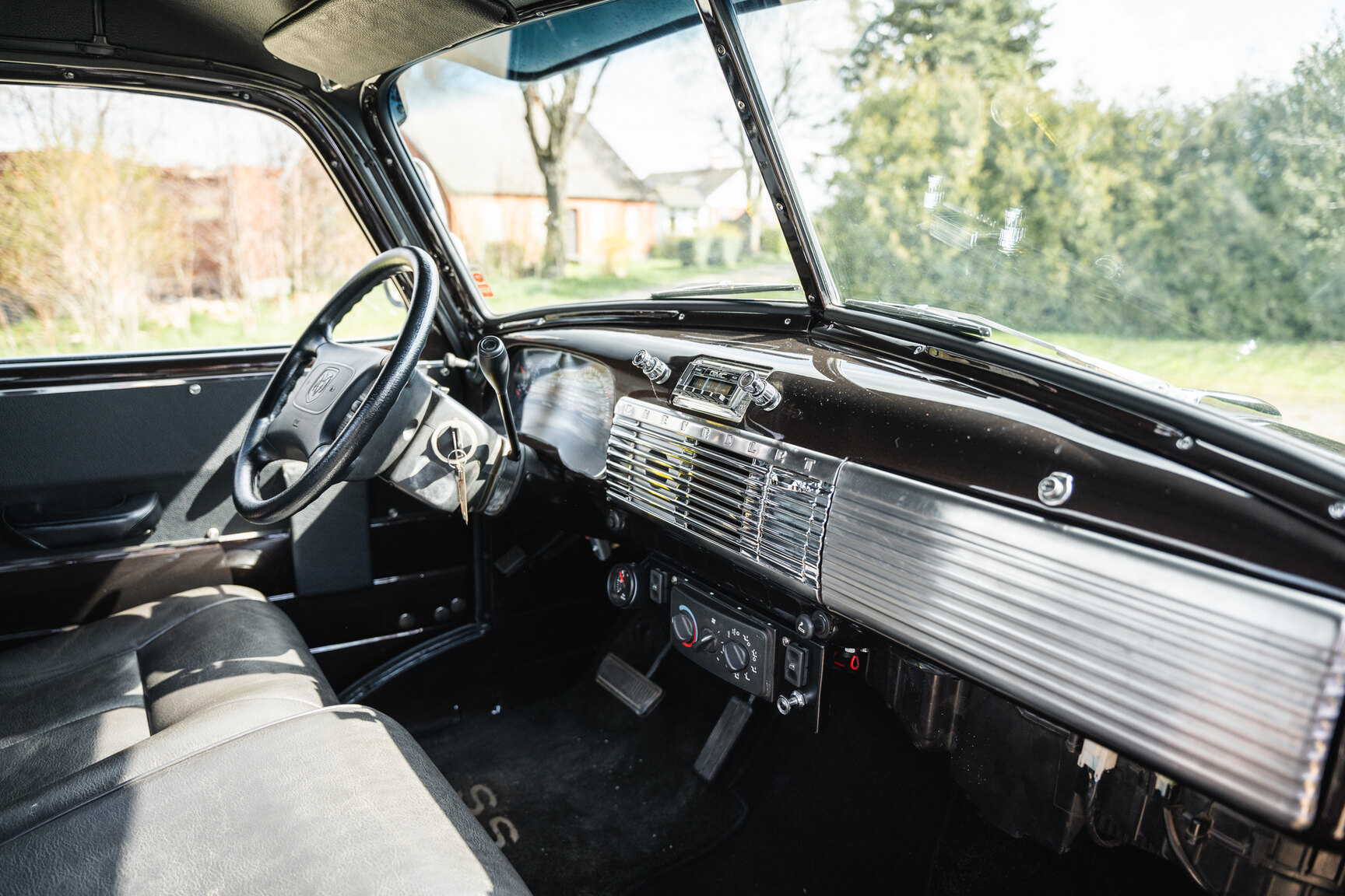 Interiörbild 1948 Chevrolet COE Loadmaster
