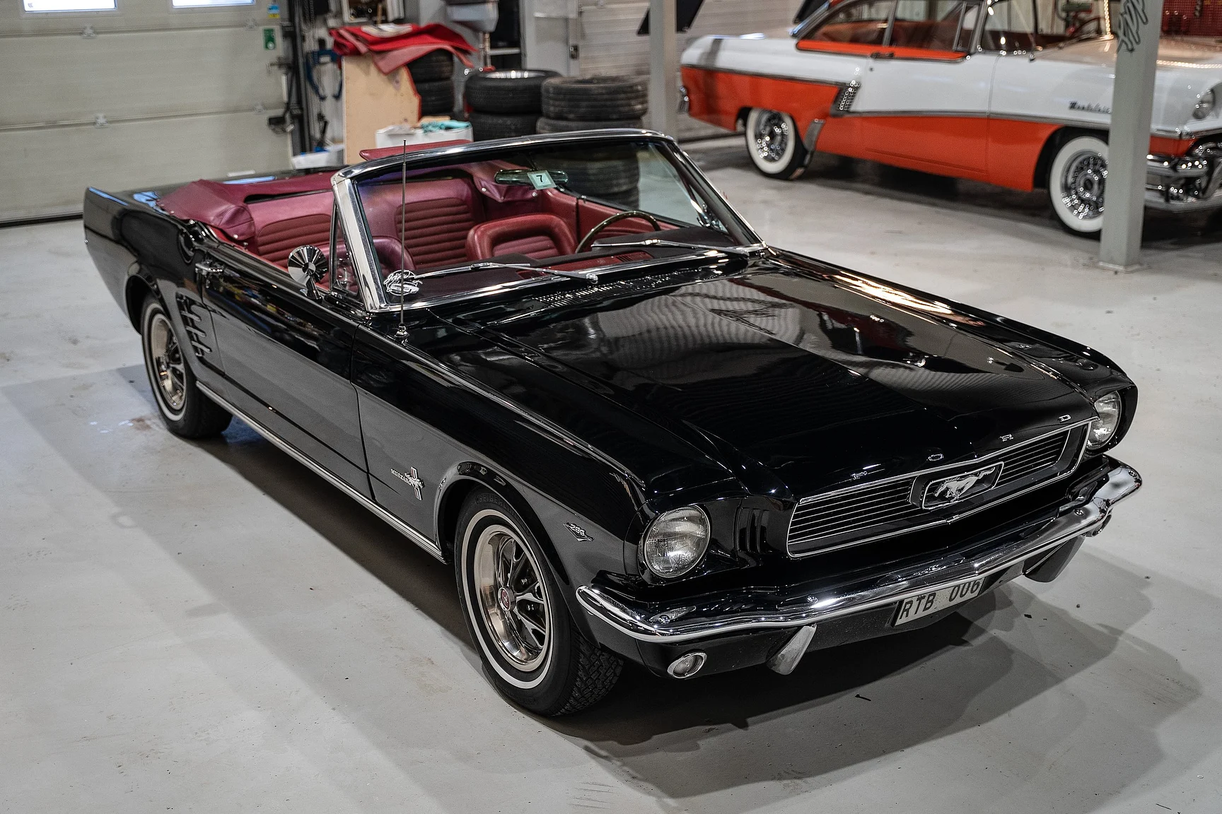 Aussenfoto 1966 Ford Mustang Convertible (17)