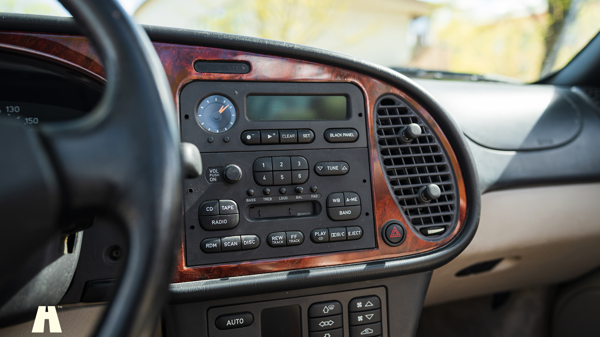 Interior image of 1995 SAAB 900 SE V6 Automat