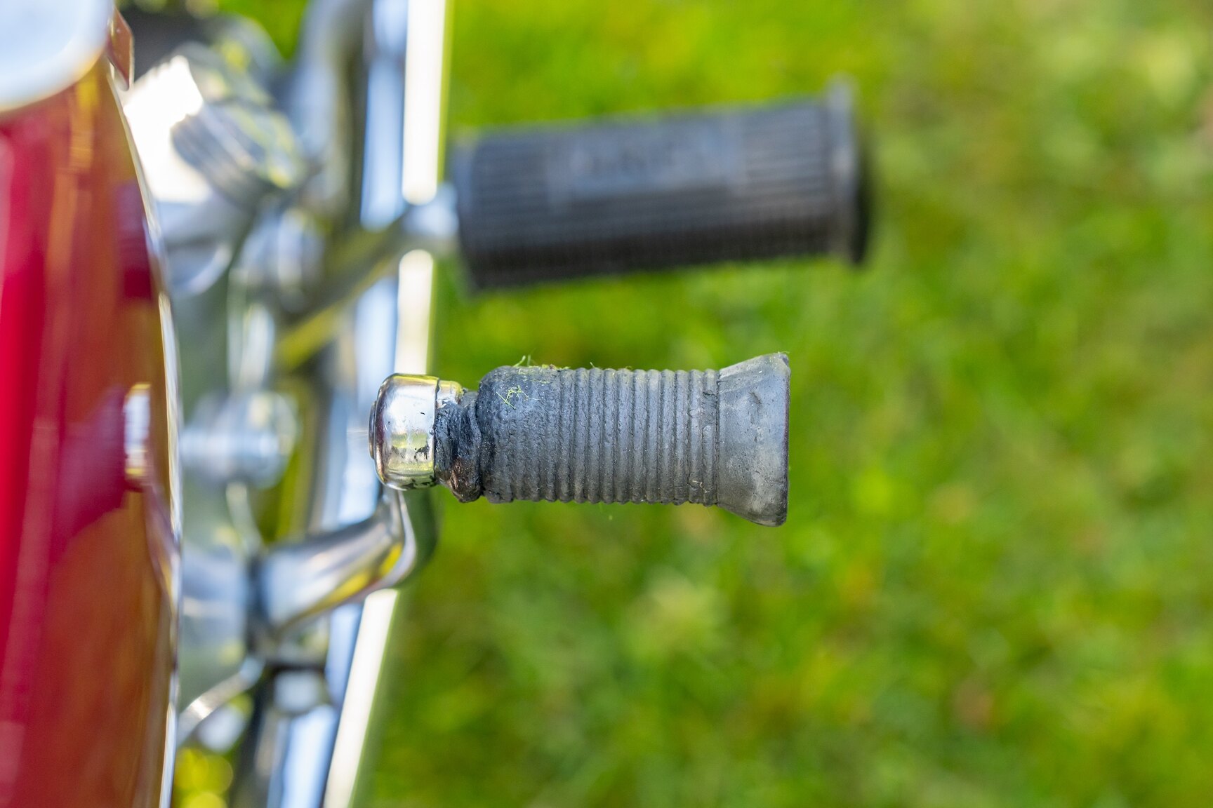 Exteriörbild på 1954 Ariel FH 650 Huntsmaster Twin