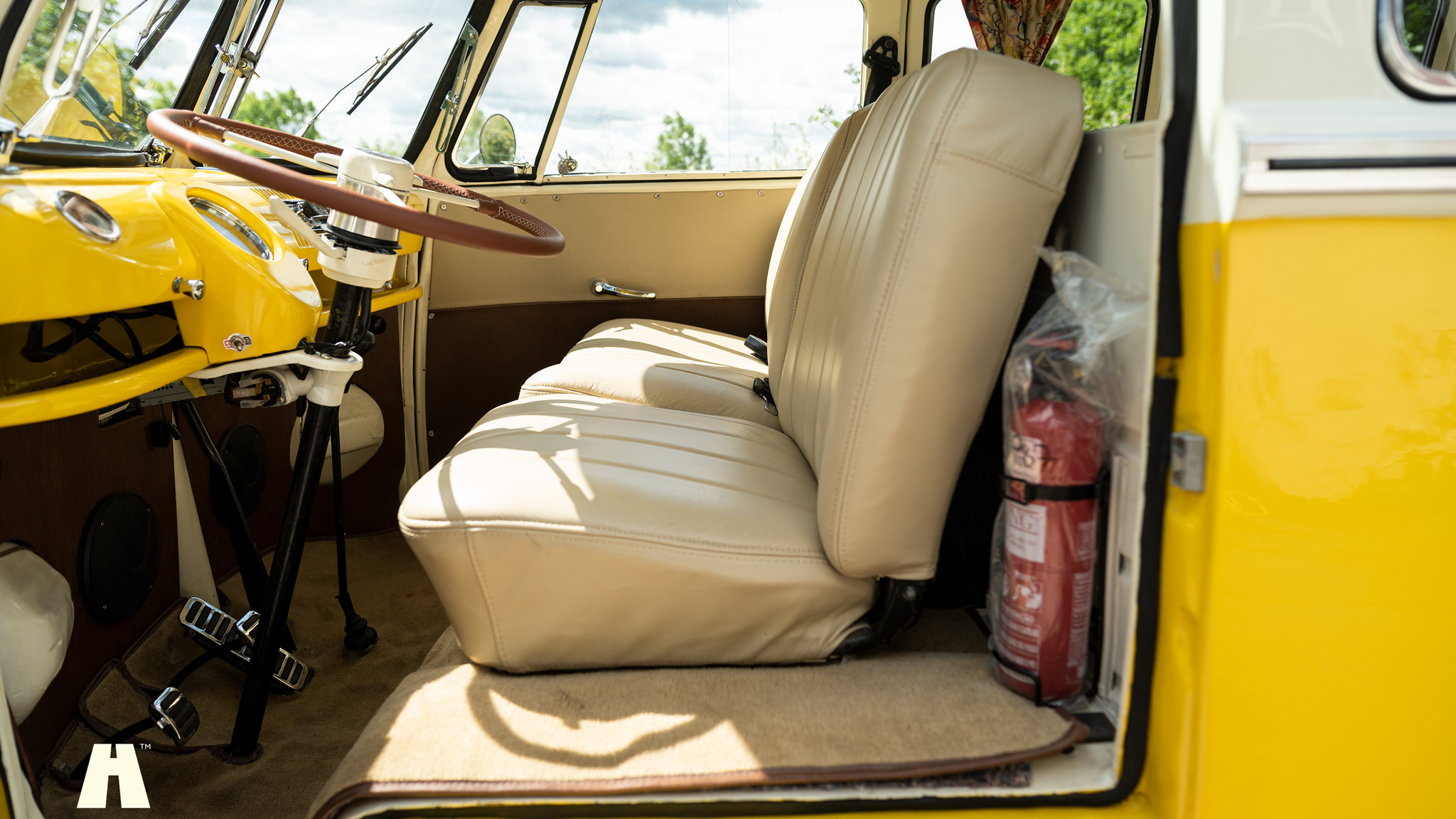 Innenraumfoto von 1974 Volkswagen T1 Split Window  
