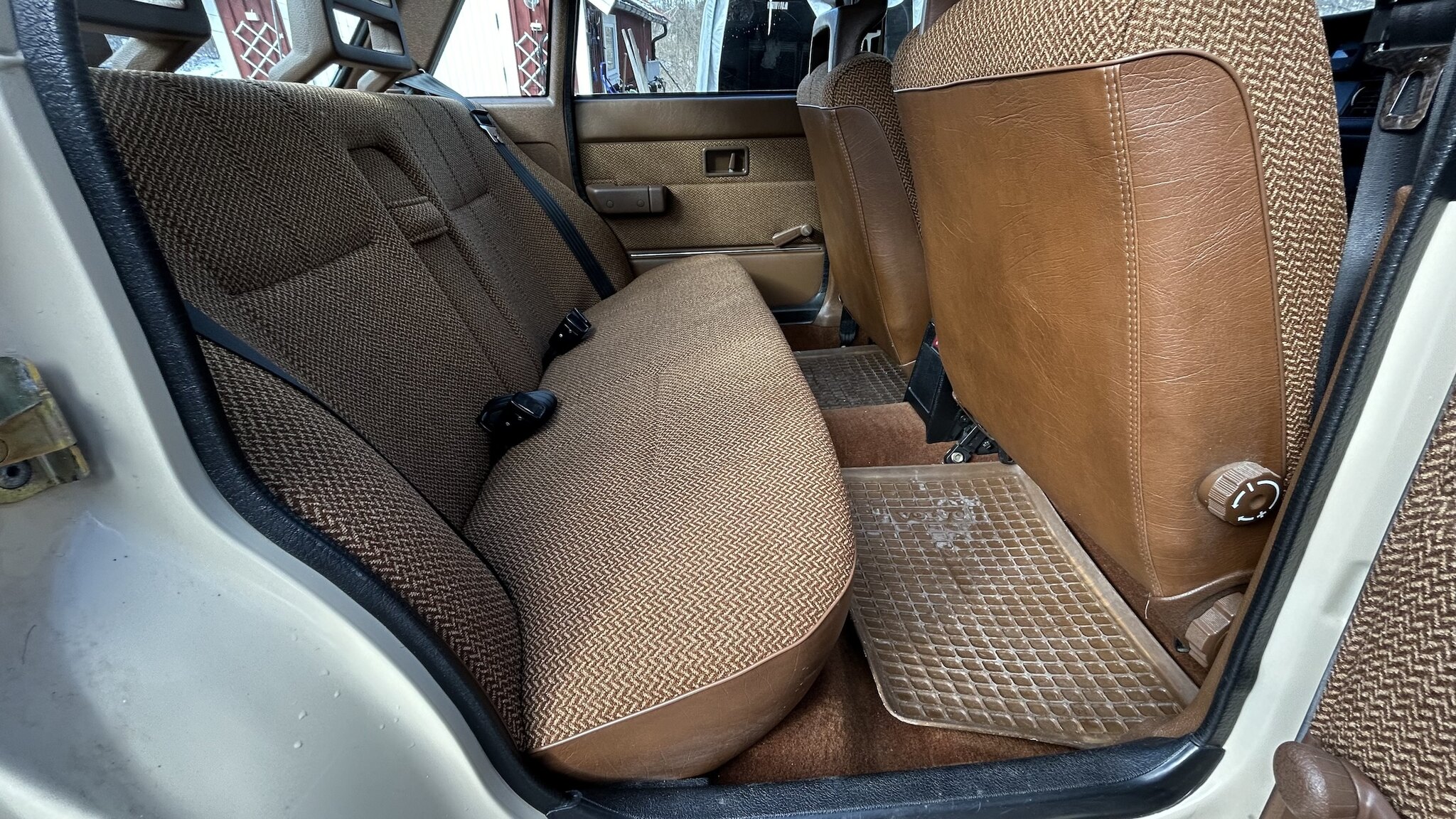 Interior image of 1987 Volvo 244