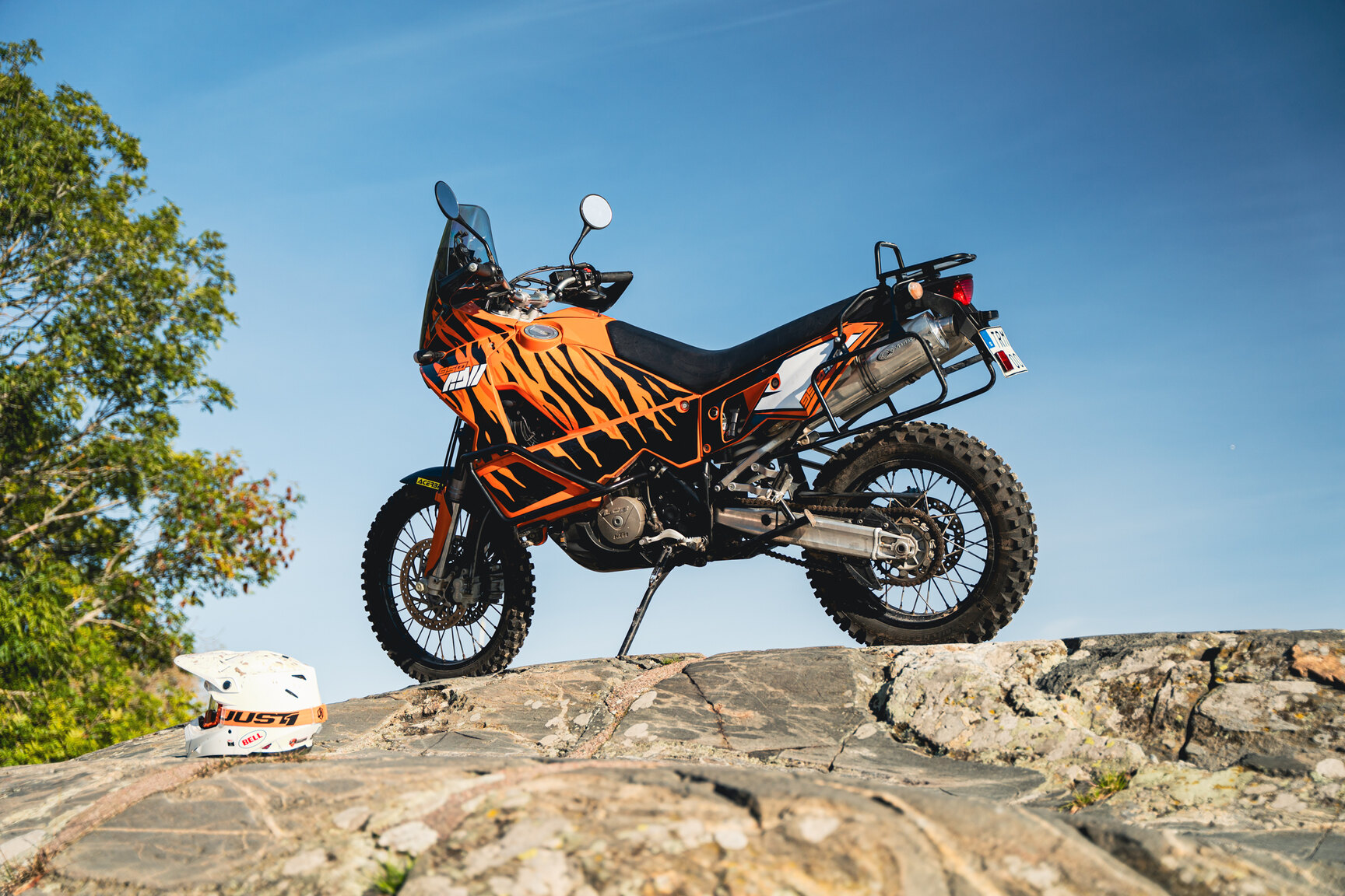 Exterior image of 2003 KTM 950 Adventure S (5)