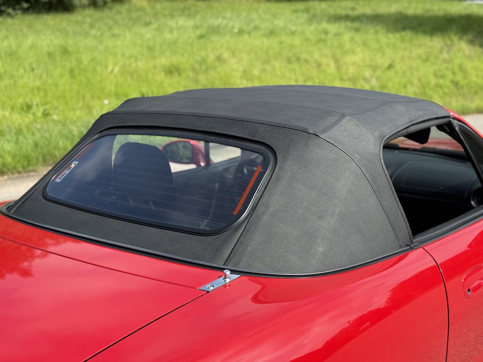 Exterior image of 1999 Mazda MX-5
