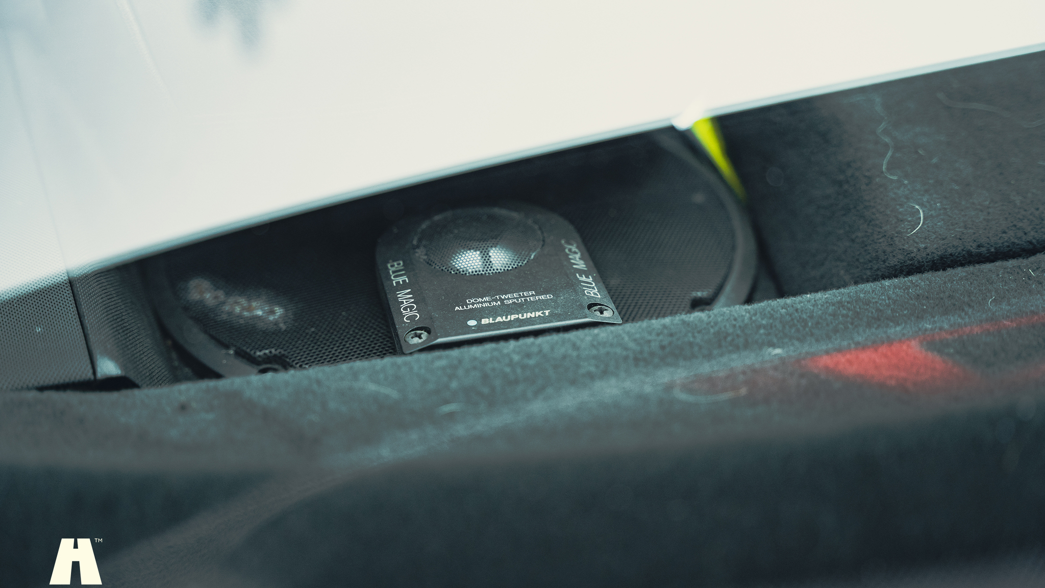 Innenraumfoto von 1990 Mercedes 300 CE-24