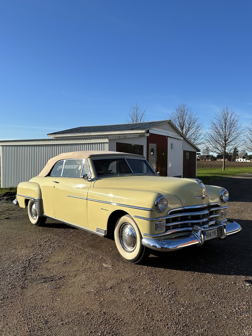Exterior image of 1950 Chrysler Windsor Convertible (72)