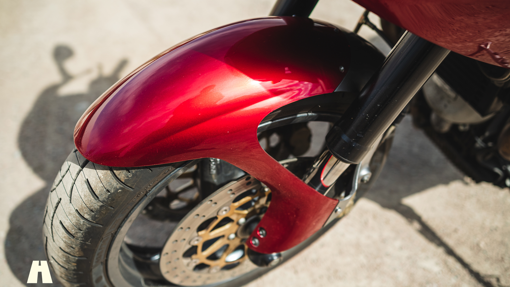 Exterior image of 2002 Moto Guzzi V11 Le Mans (38)