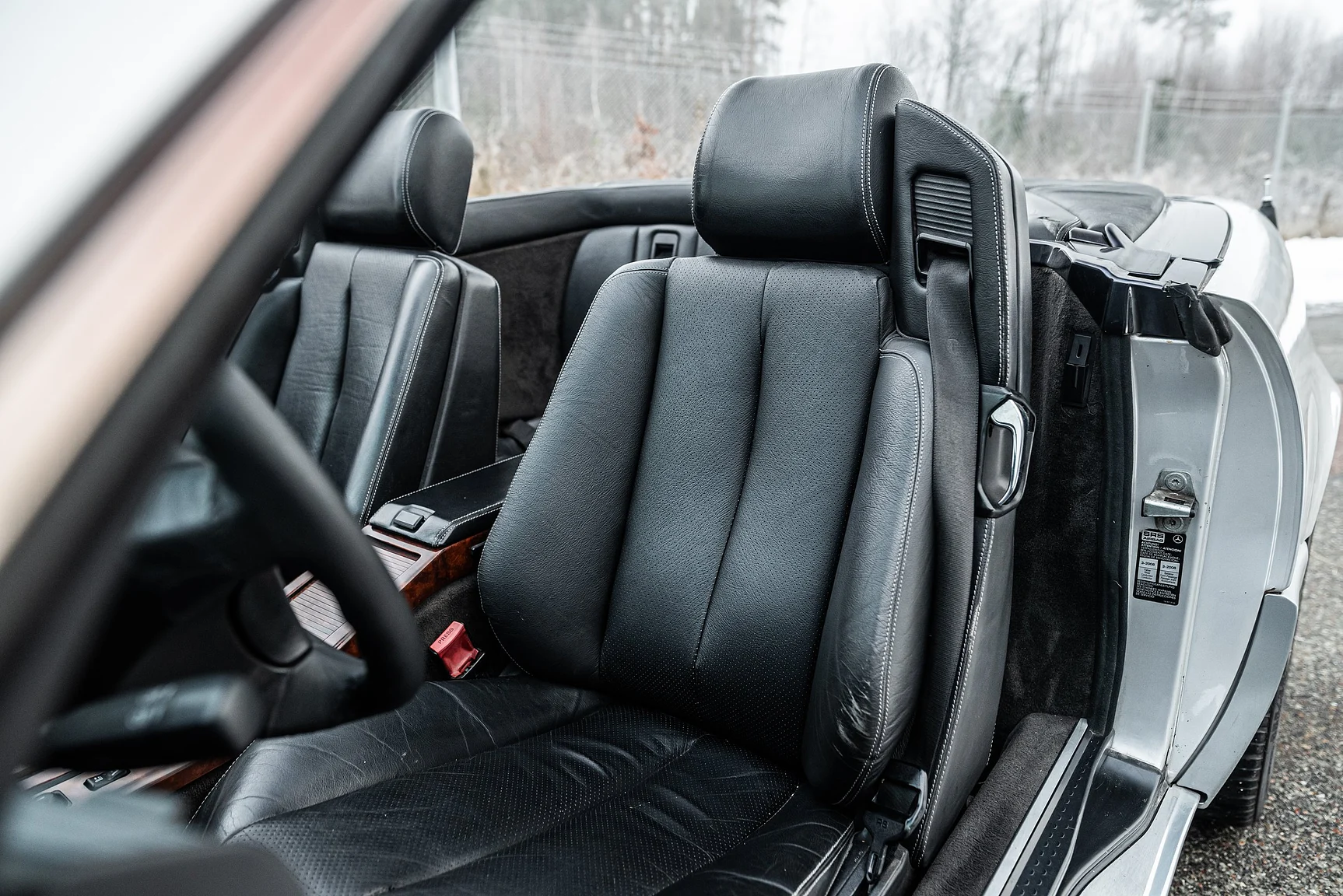 Interiörbild 1993 Mercedes-Benz 600 SL (4)