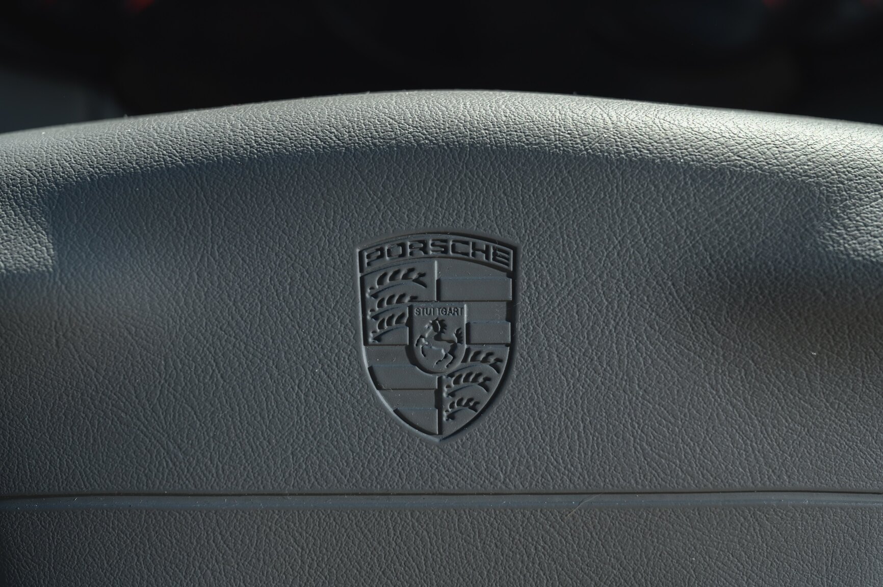 Interior image of 1998 Porsche 911 Carrera Tiptronic (25)