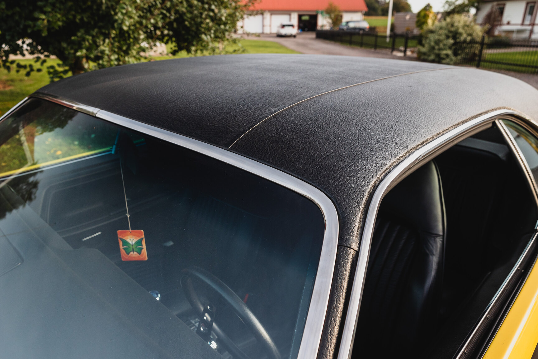 Exteriörbild på 1972 Dodge Challenger