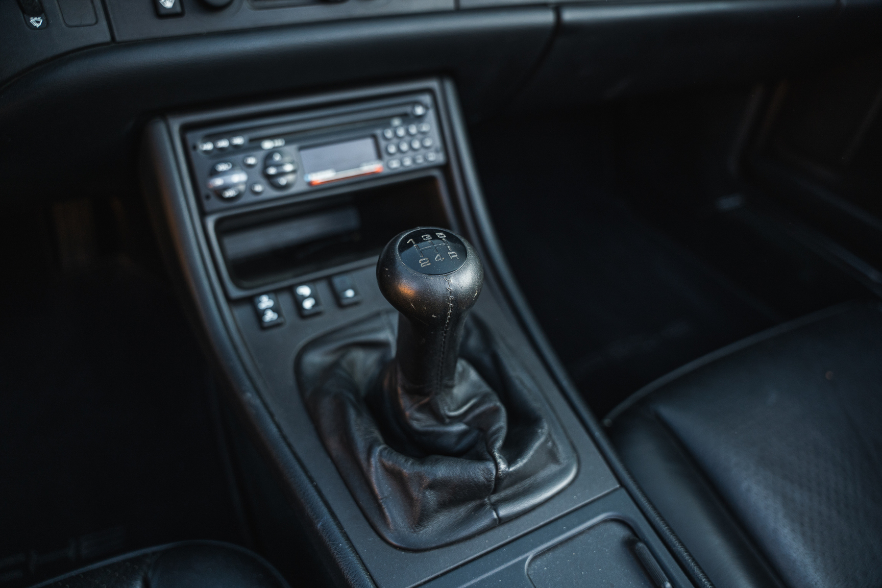 Interior image of 1991 Porsche 944 Turbo Cabriolet