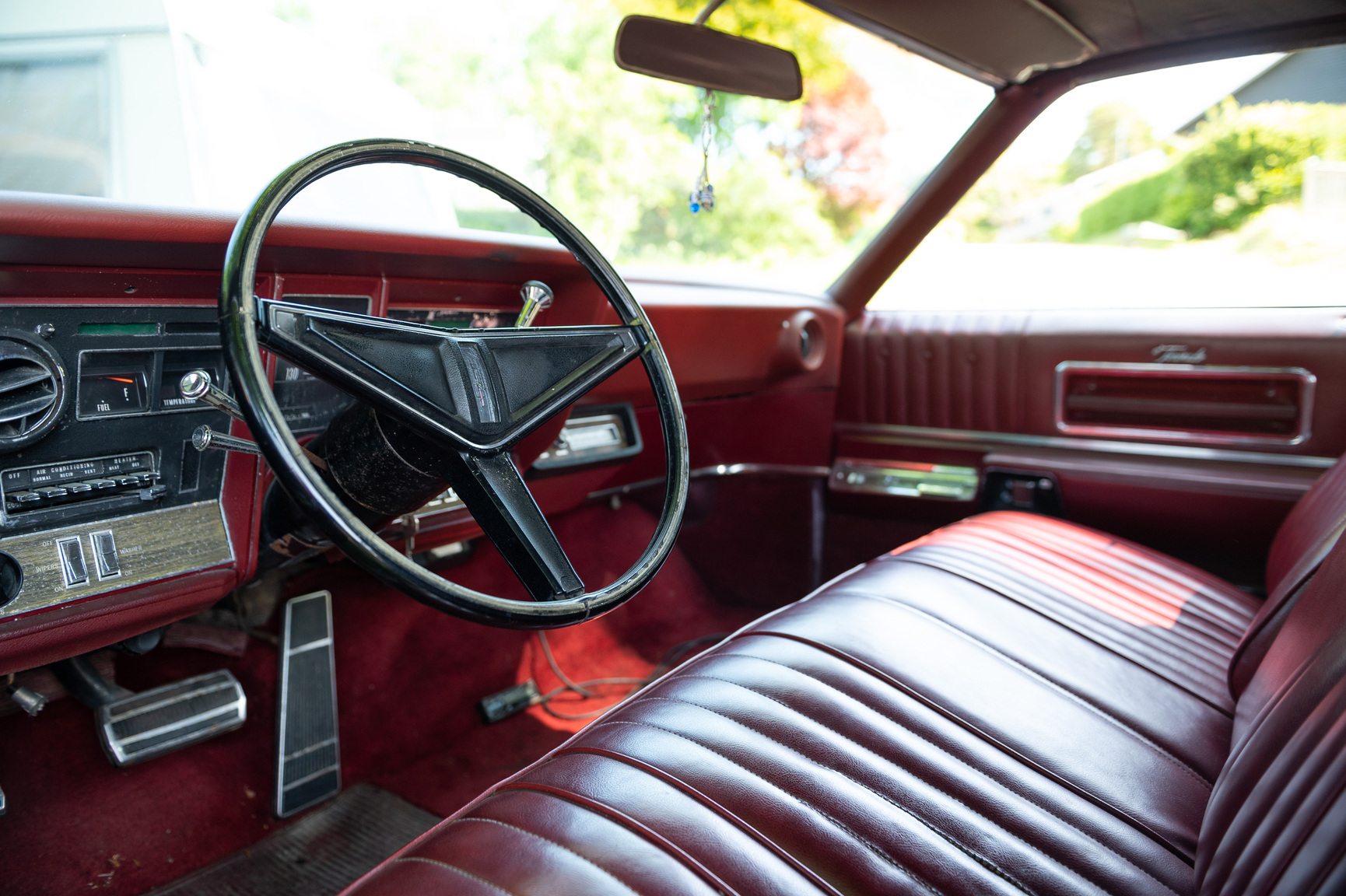 Interiörbild 1968 Oldsmobile Toronado (36)