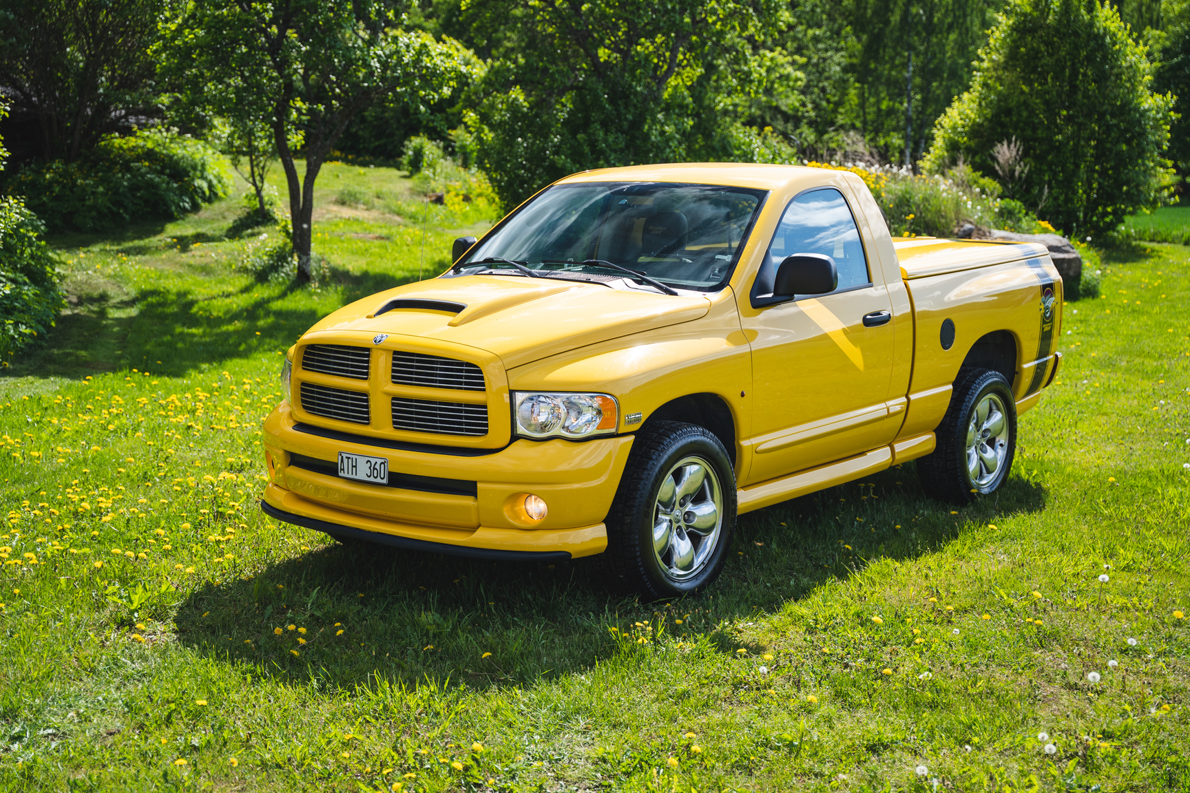 Aussenfoto 2005 Dodge Ram 1500 Rumble Bee (2)