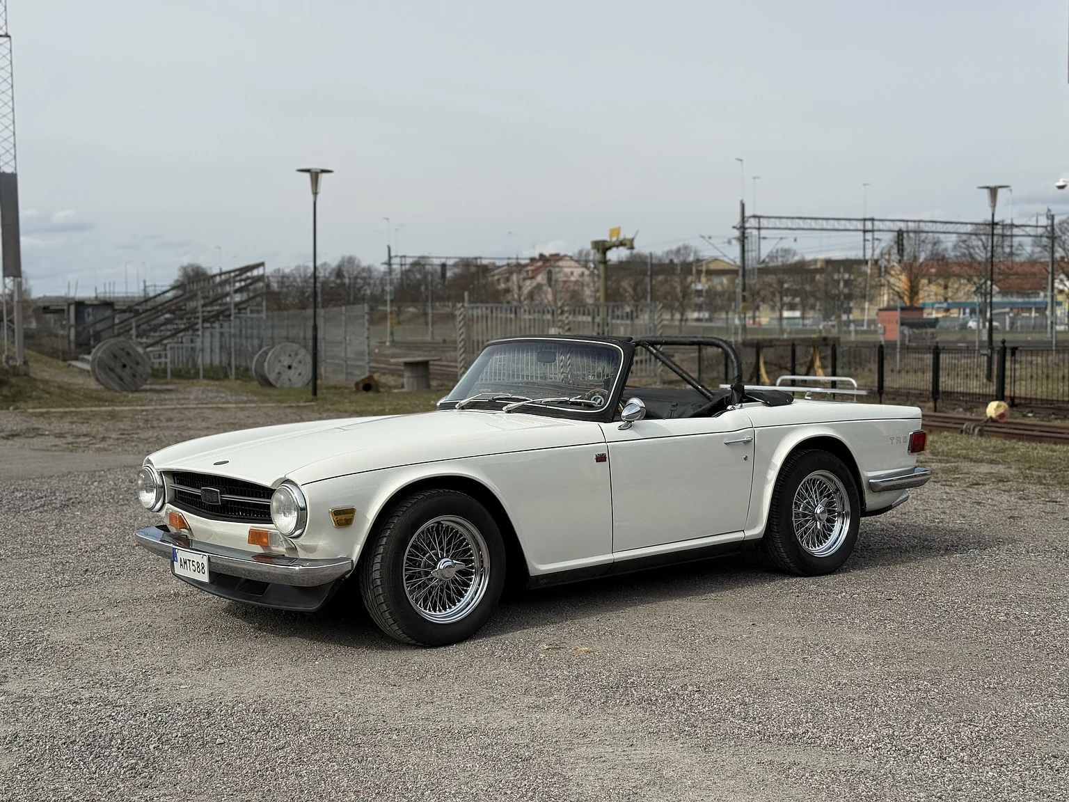 Aussenfoto 1970 Triumph TR6 (3)