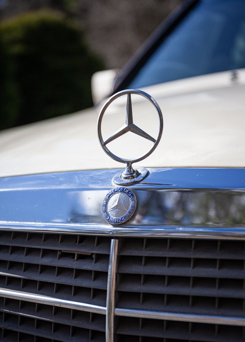 Exteriörbild på 1993 Mercedes-Benz 190 E 2.0