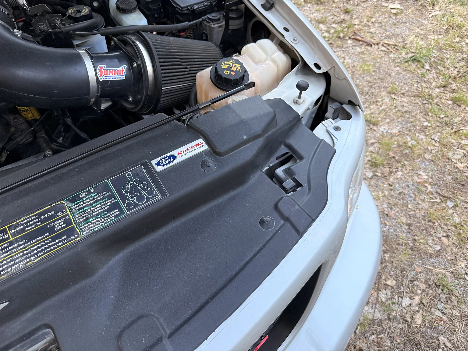 Image of 2002 Ford F 150 Lightning / Kenne Bell (17) mechanics