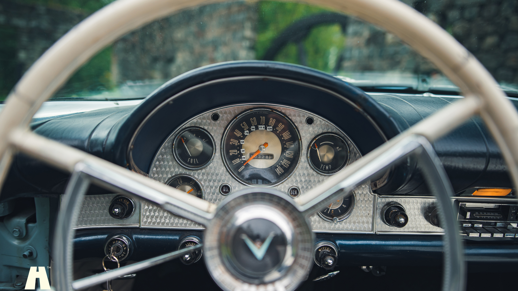 Innenraumfoto von 1957 Ford Thunderbird D-Code