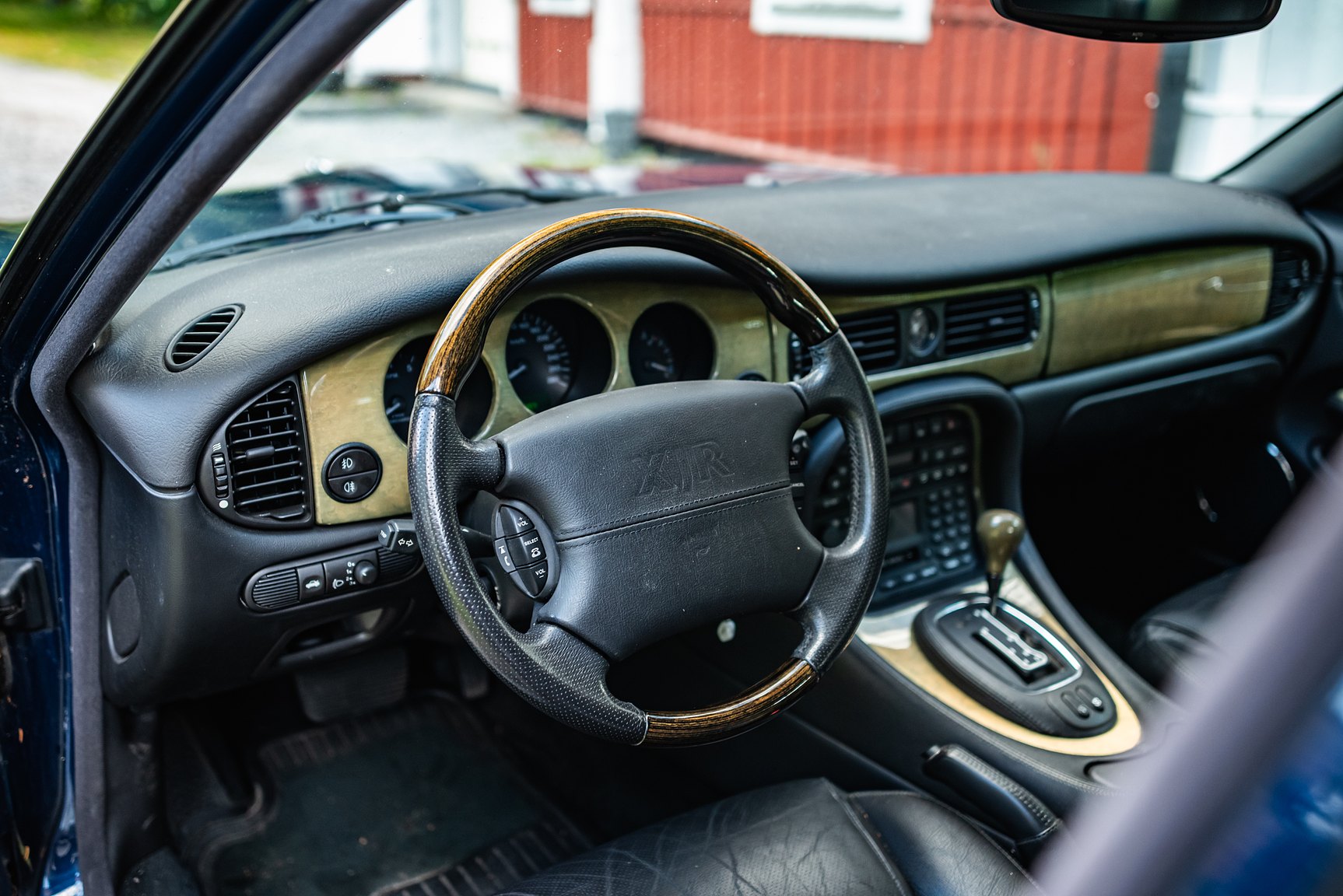 Innenraumfoto von 2001 Jaguar XJR