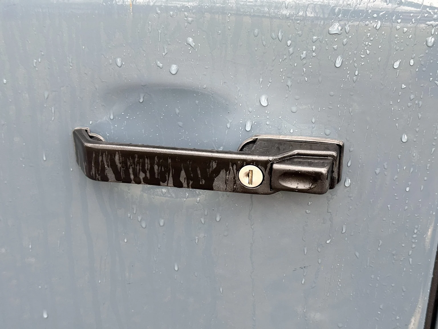 Aussenfoto 2000 Land Rover Defender 110 C (50)