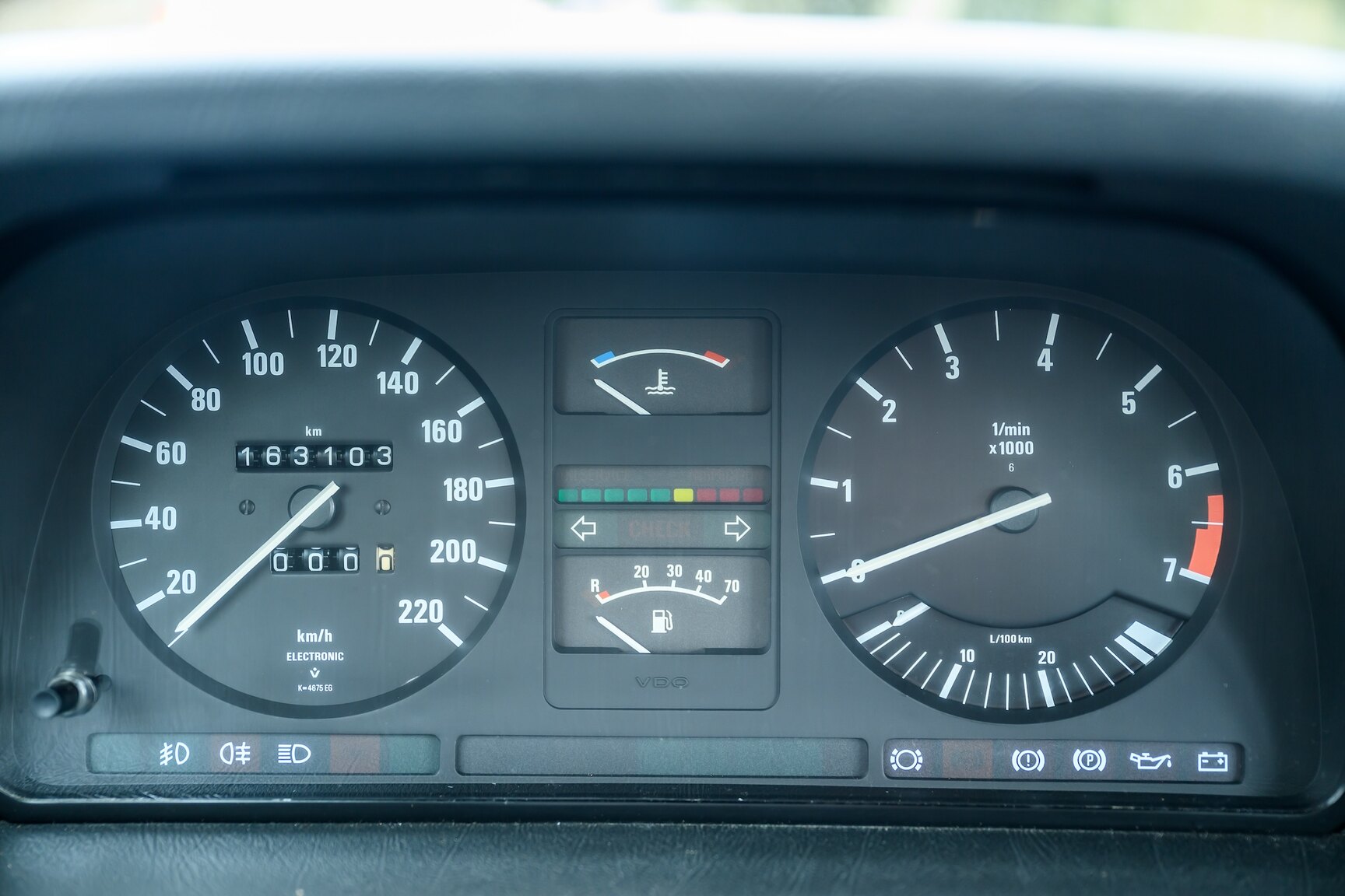 Innenraumfoto von 1986 BMW 520i