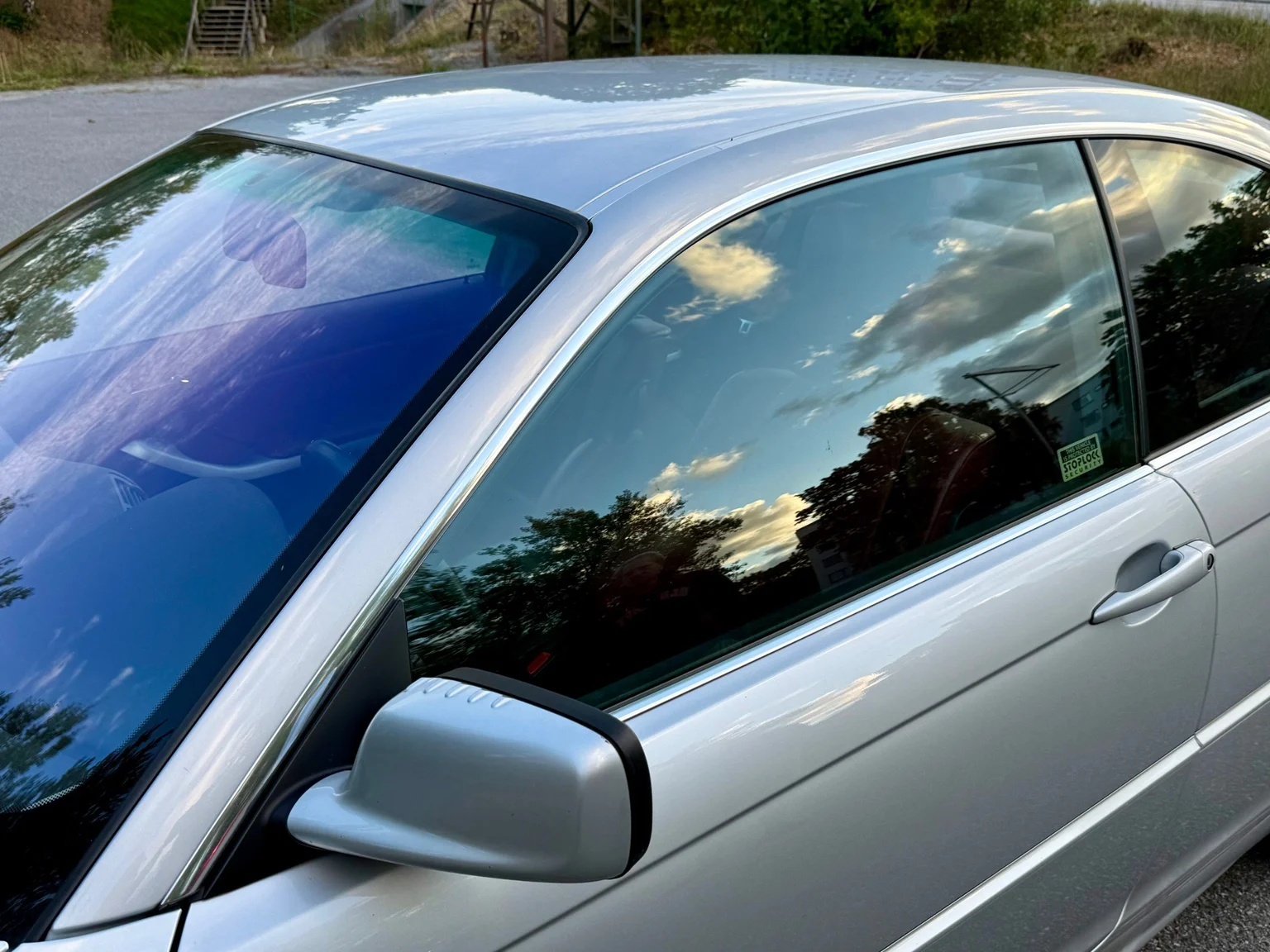 Exterior image of 2000 BMW 328Ci Coupé (33)