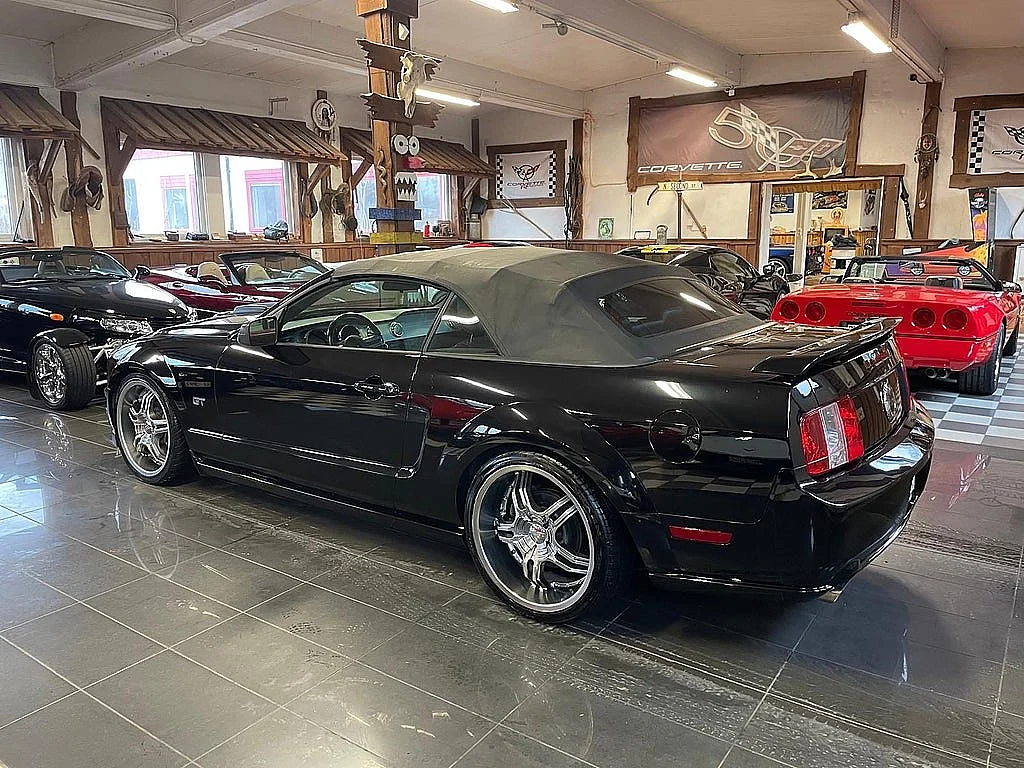 Bild von 2006 Ford Mustang (13)