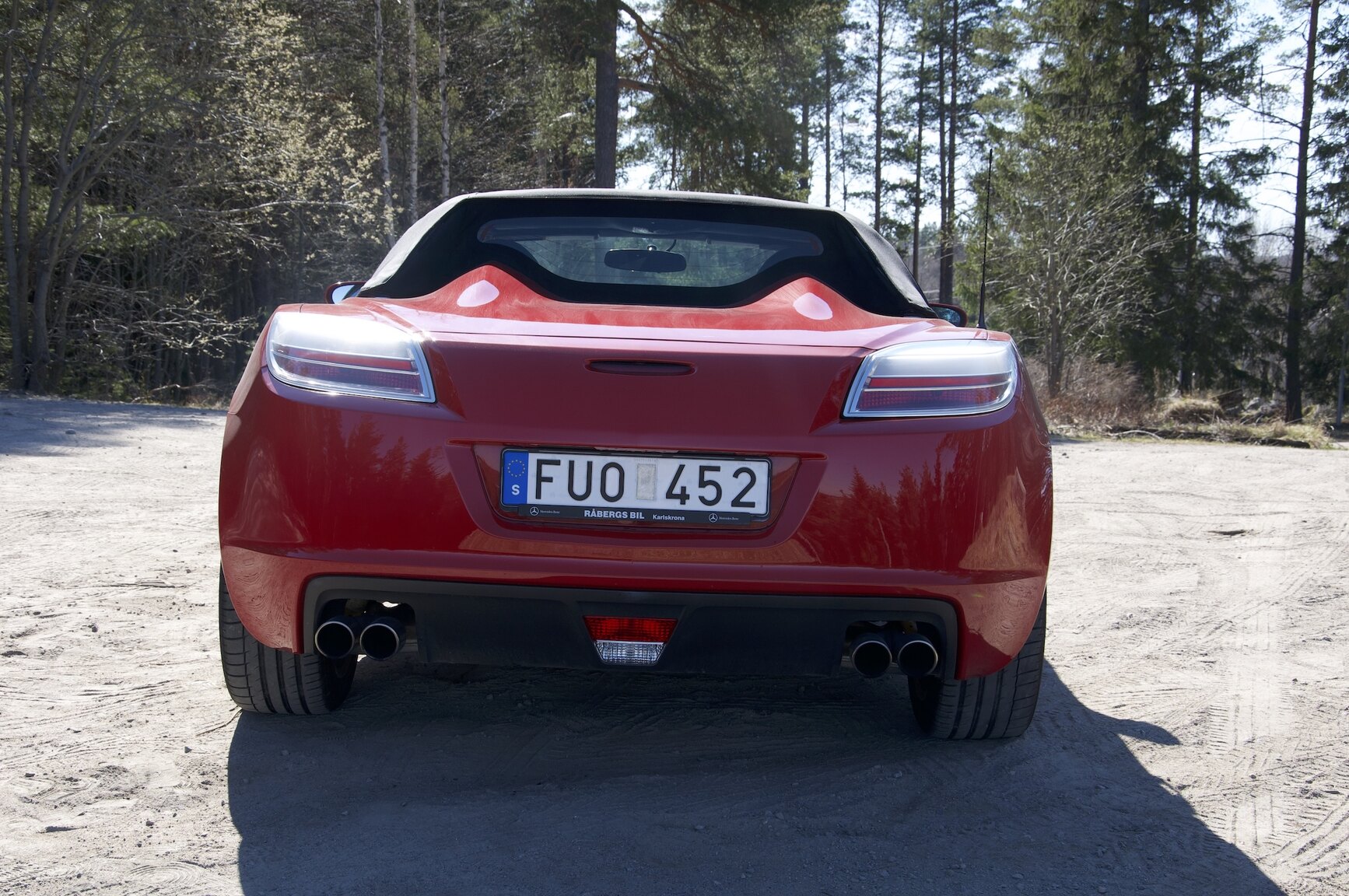 Exterior image of 2007 Opel GT 2.0 Turbo