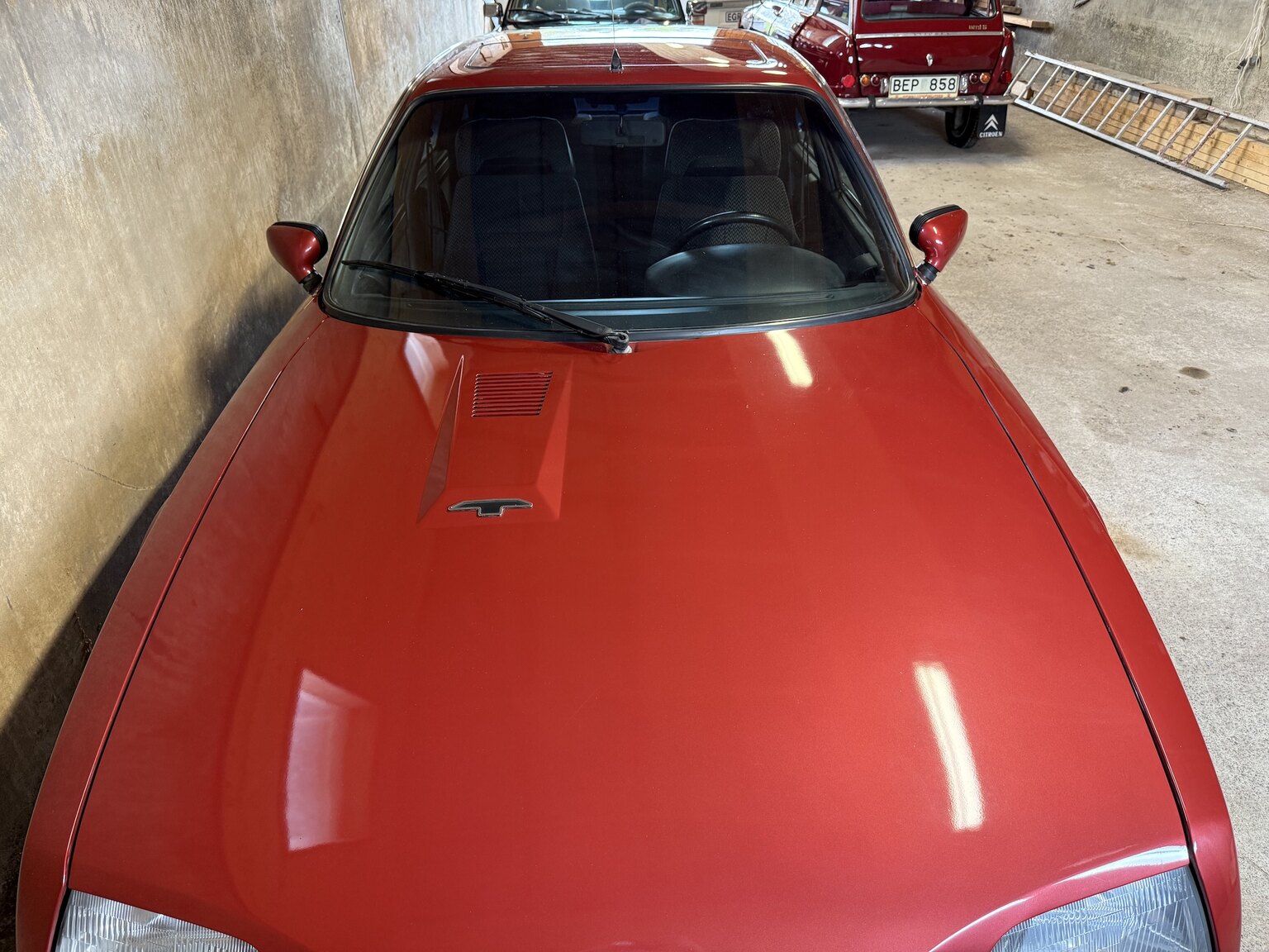 Exterior image of 1988 Citroën CX 25 2.5 GTi Turbo II