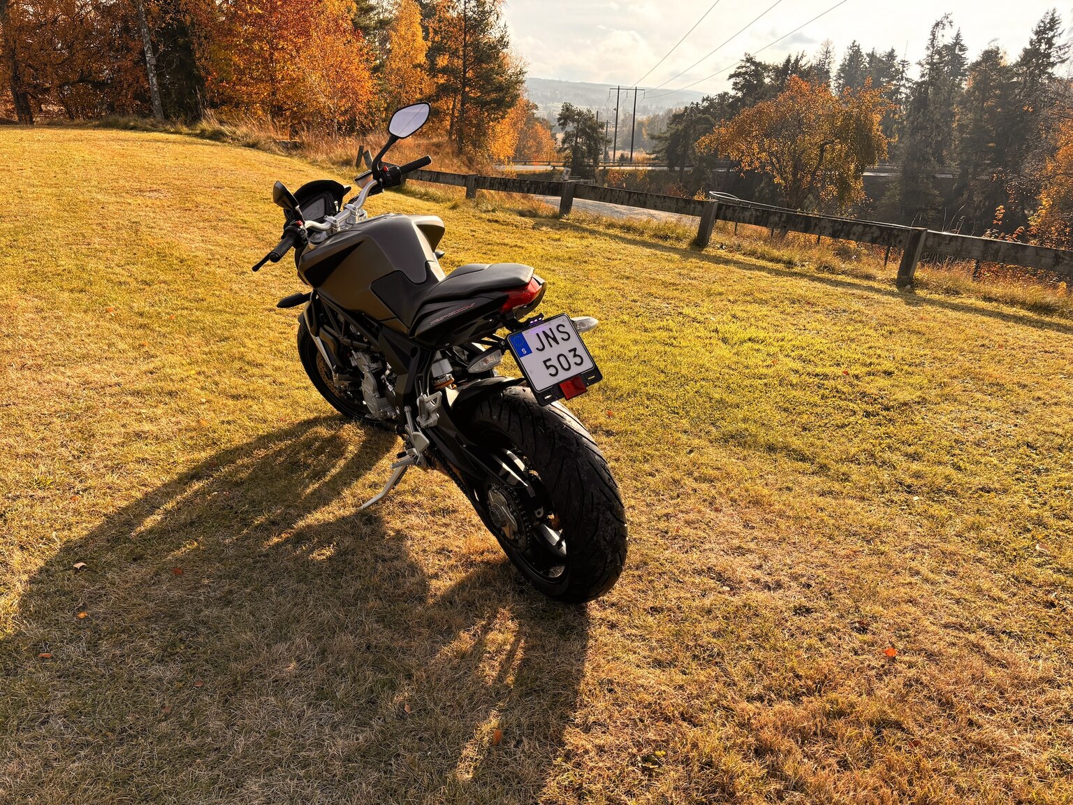 Aussenfoto 2014 MV Agusta Brutale 675