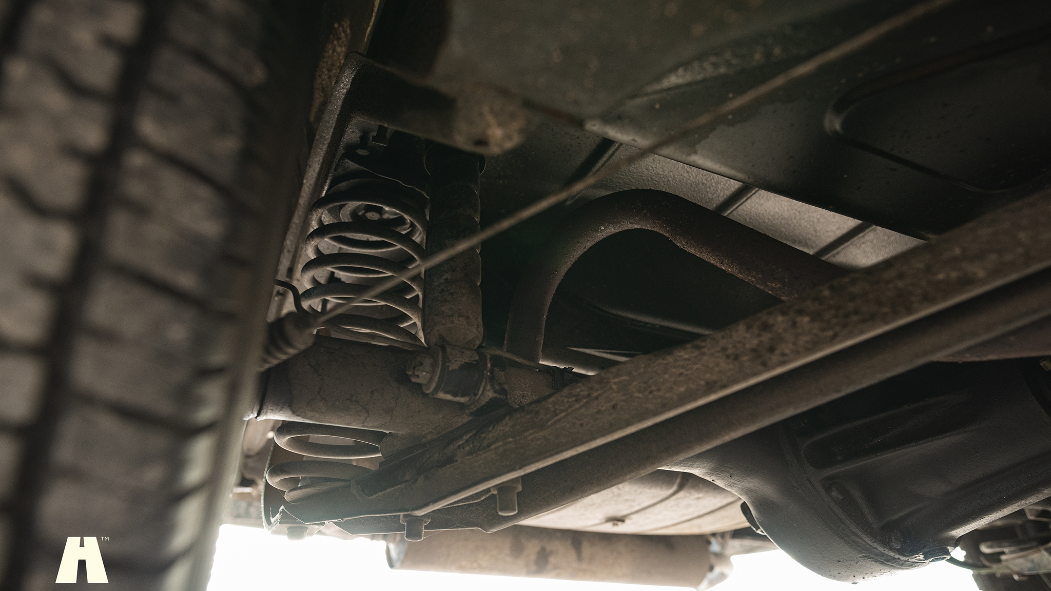 Image of 1953 Volvo PV 444E mechanics